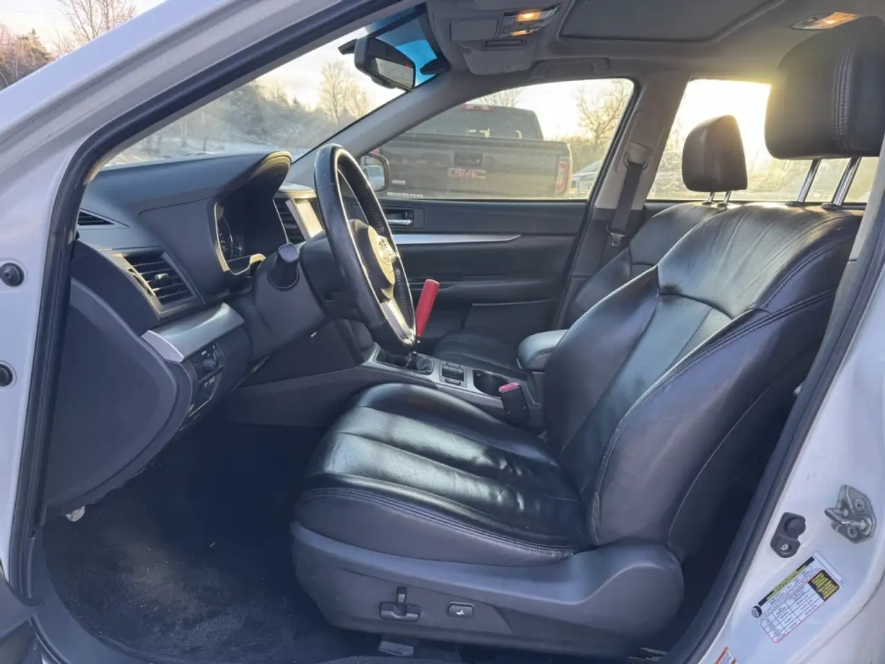 Subaru Legacy снимка Subaru Legacy