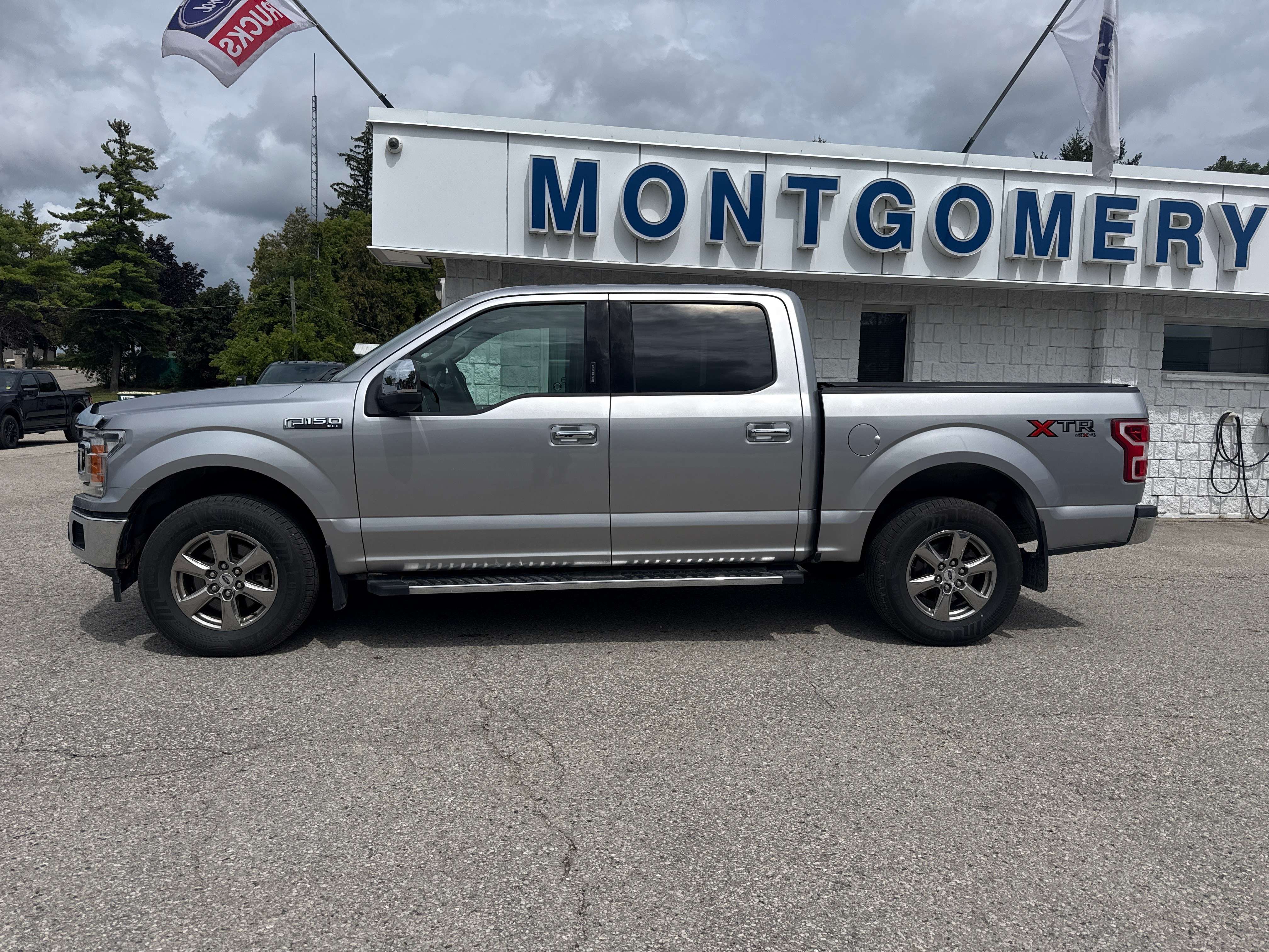 2020 Ford F-150 XLT | SUPERCREW | NO ACCIDENTS | LOW KMS — снимка 1