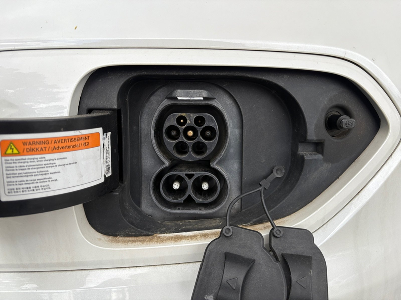 Kia e-Niro Niro EV 64kWh long Range Silber Aut. Silber — photo 10