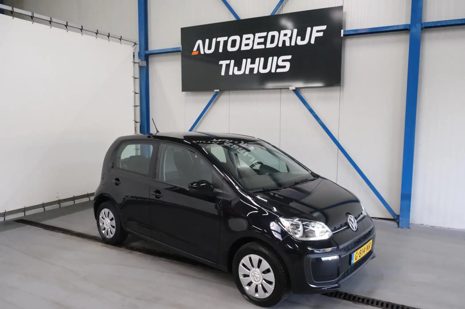 Volkswagen up! 1.0 BMT move up! - N.A.P. Airco. Zwart - 1