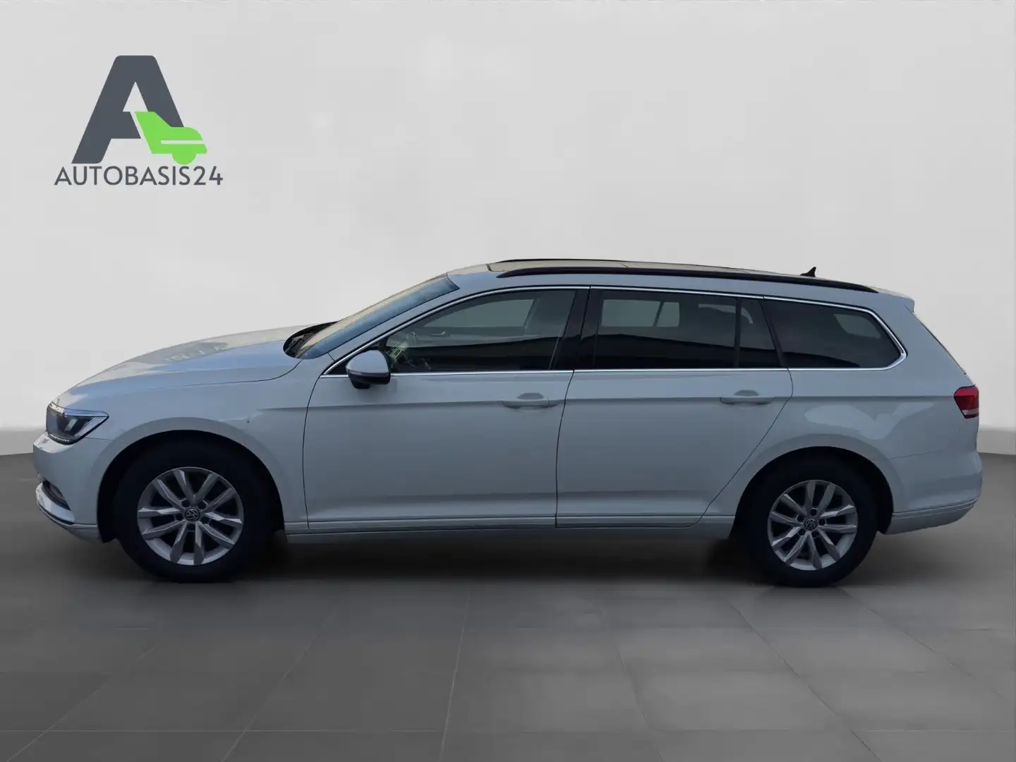 Volkswagen Passat Variant 1.5 TSI Comfortline*LED*PANO*AHK* Bianco - 2