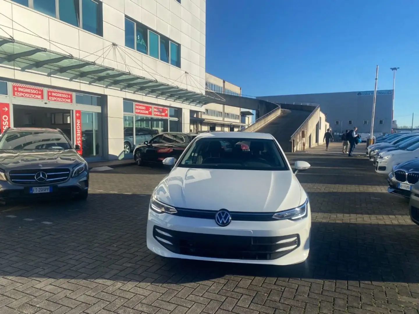 Volkswagen Golf 1.5 TSI 150 CV ACT Life Blanc - 2