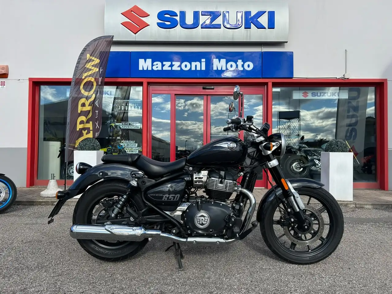 Royal Enfield Super Meteor 650