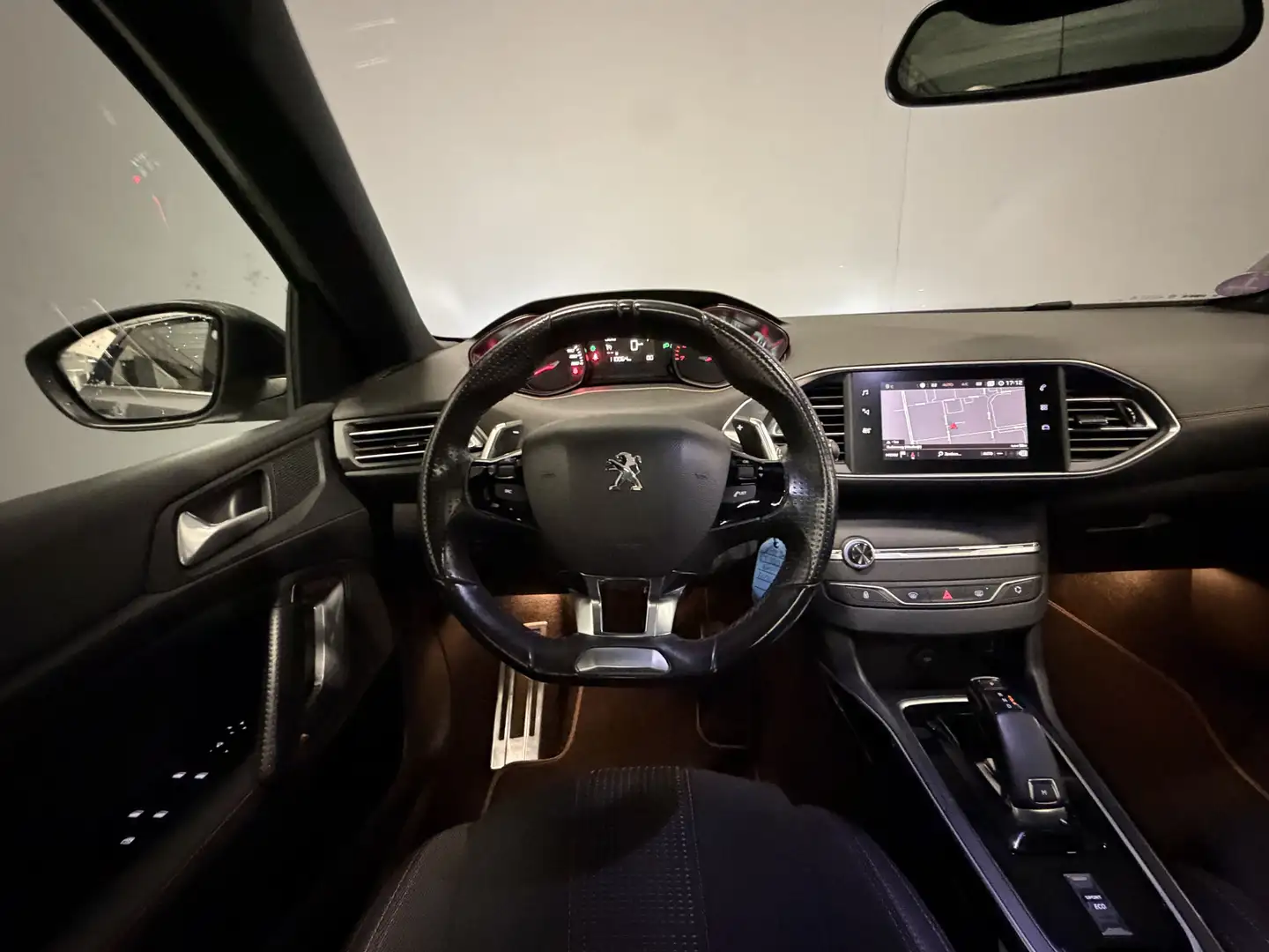 Peugeot 308 SW 1.2 PureTech GT-line Carplay|Pano|Automaat|Navi Grijs - 2