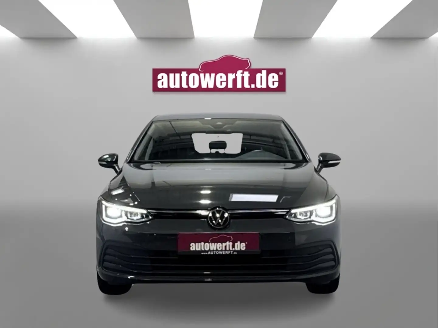 Volkswagen Golf 8 1.5 TSI LIFE NAVIGATION LED+ PDC SHZ ACC TEMPOMA Grigio - 2