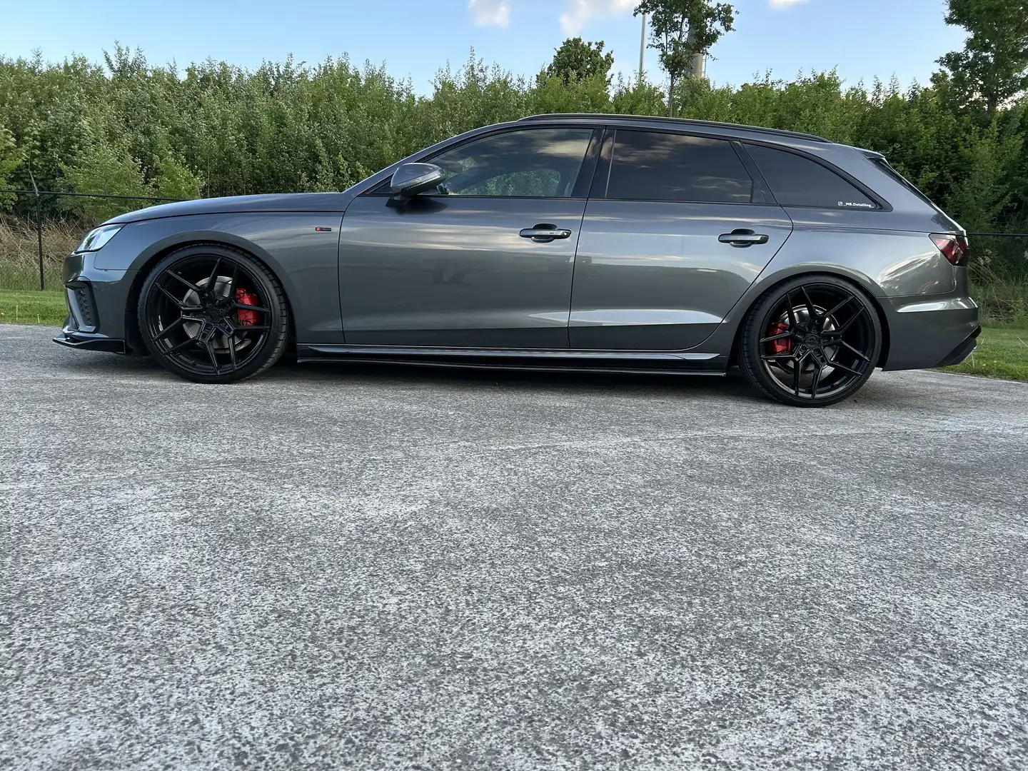 Audi A4 Avant 35 TDI S tronic line - 1