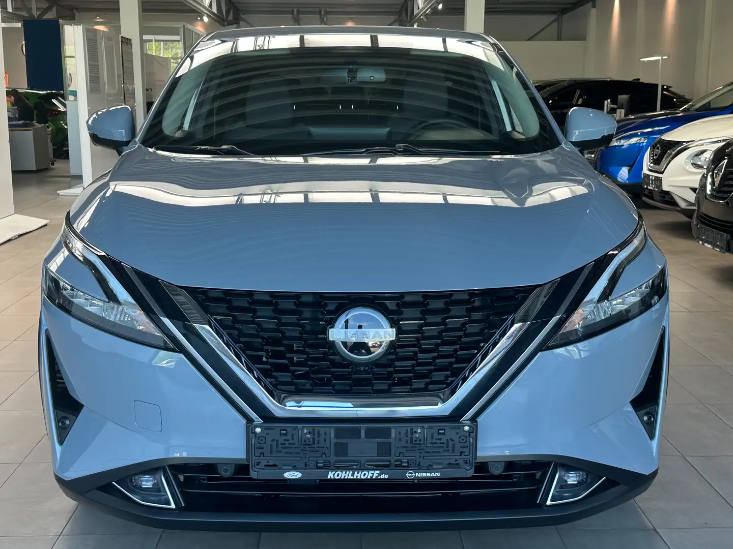 Nissan Qashqai 1.3 DIG-T N-Connecta 130PS Navi Winter Sitzheizung Gris - 2