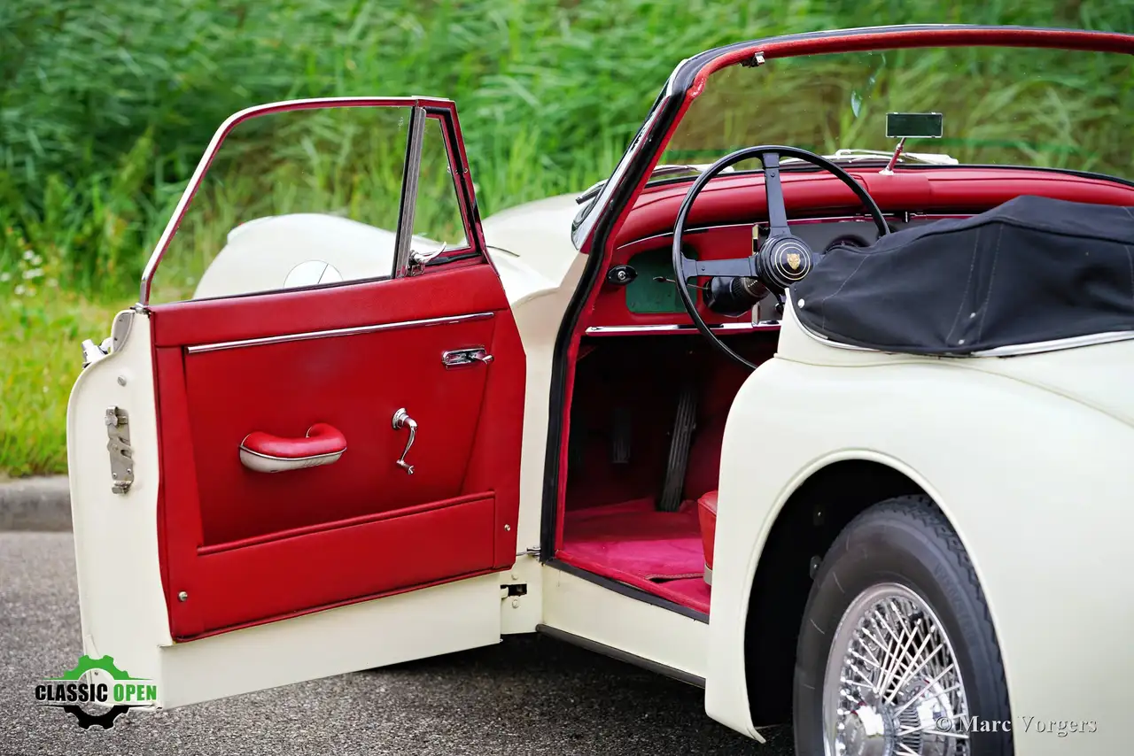 Jaguar XK150 DHC 3.4, foto 4