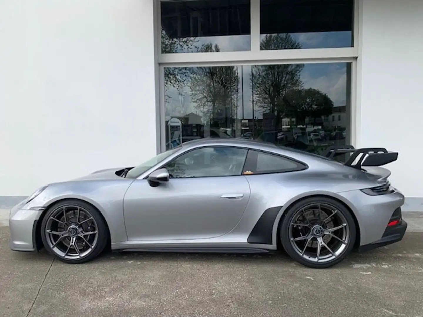 Porsche 992 911 Coupe 4.0 GT3 Club Sport Pack Plateado - 2