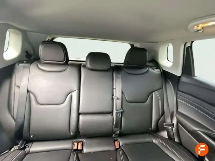 Jeep Compass 1.3 PHEV S AT AWD 2022, foto 19