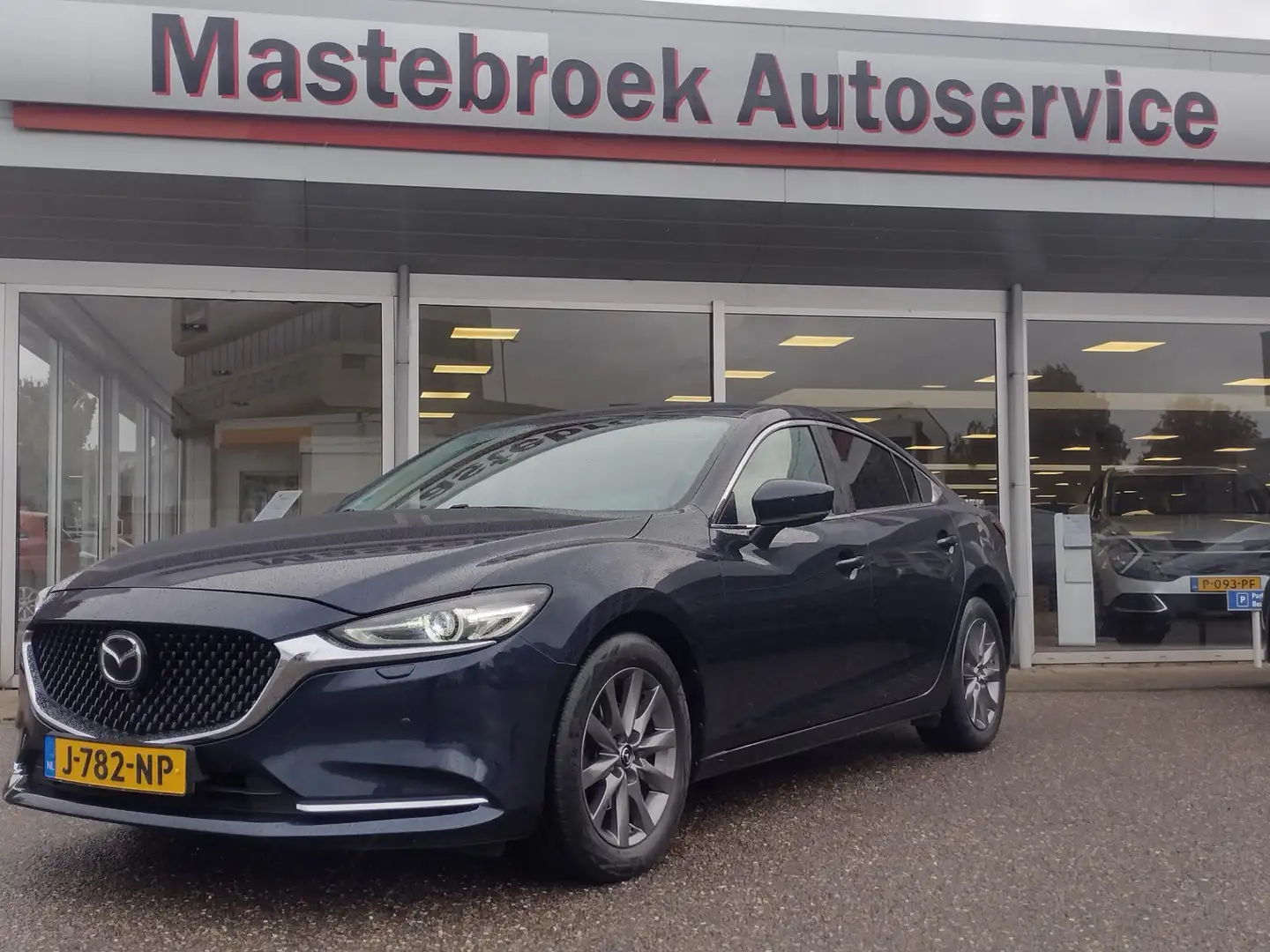 Mazda 6 2.0 SkyActiv-G 145 Comfort Staat in Hardenberg Bleu - 1