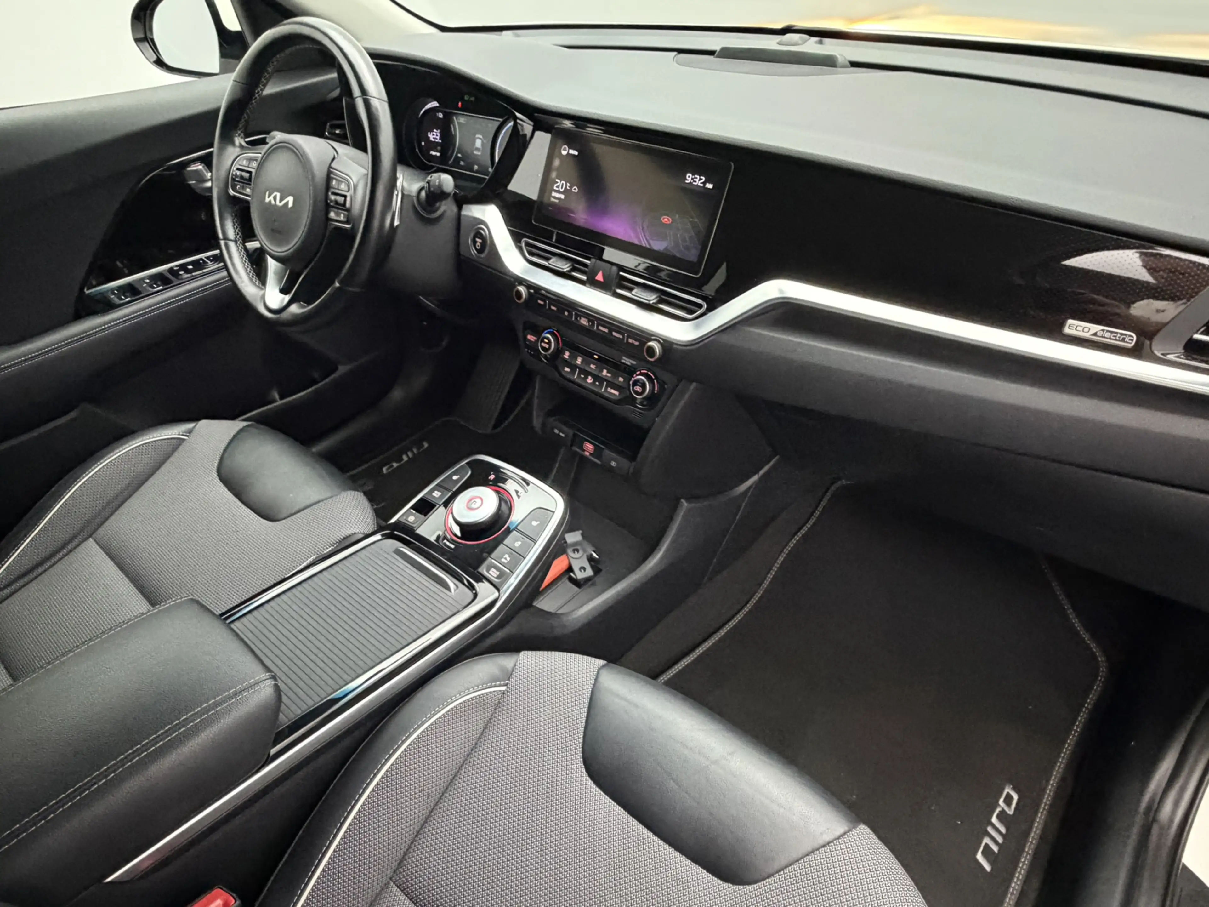 Kia e-Niro Edition 64 kWh SOH 93,8% | Camera | Stoel/Stuurver — photo 13
