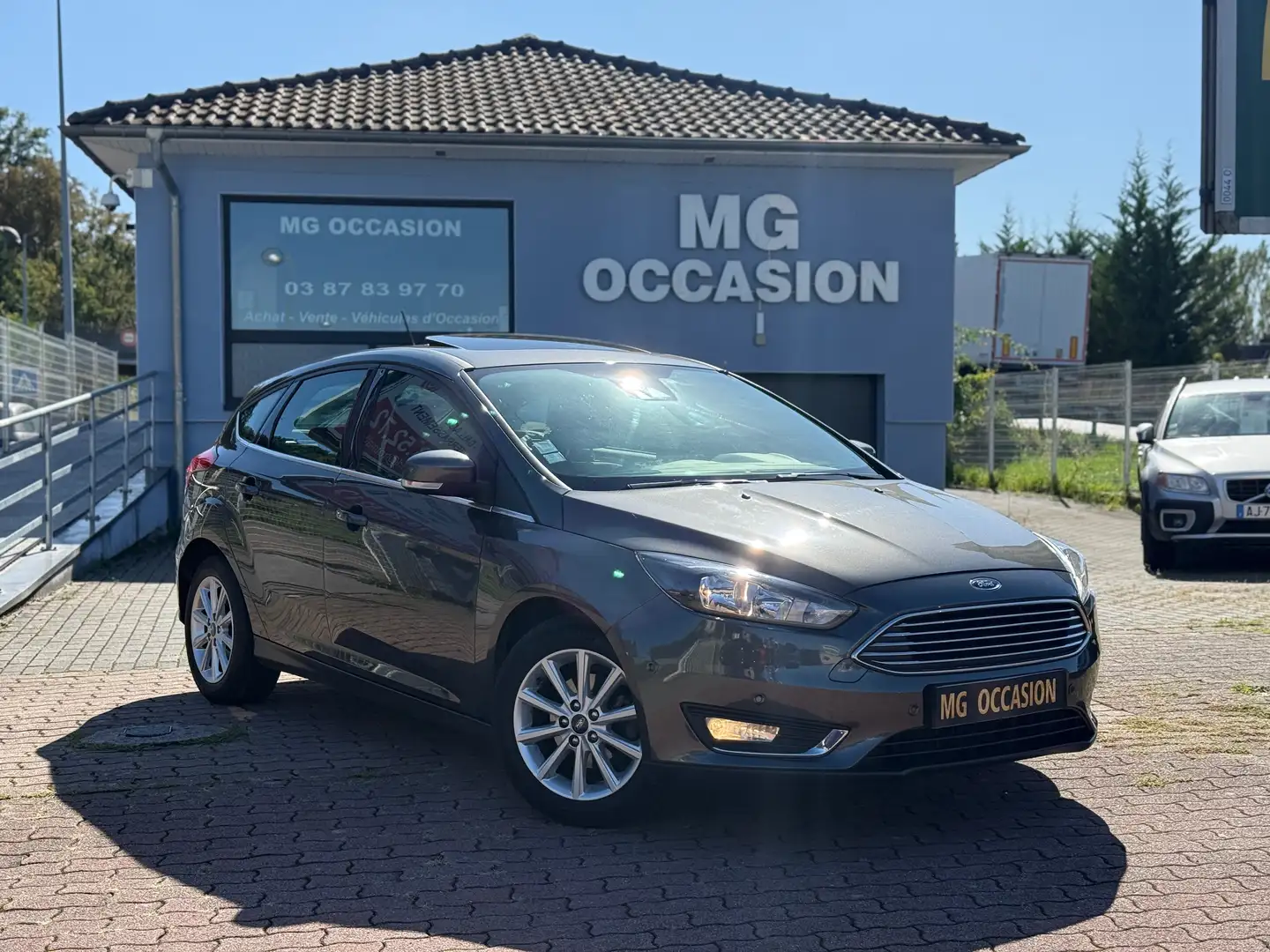 Ford Focus Focus 1.5 TDCi 120 S Gris - 1
