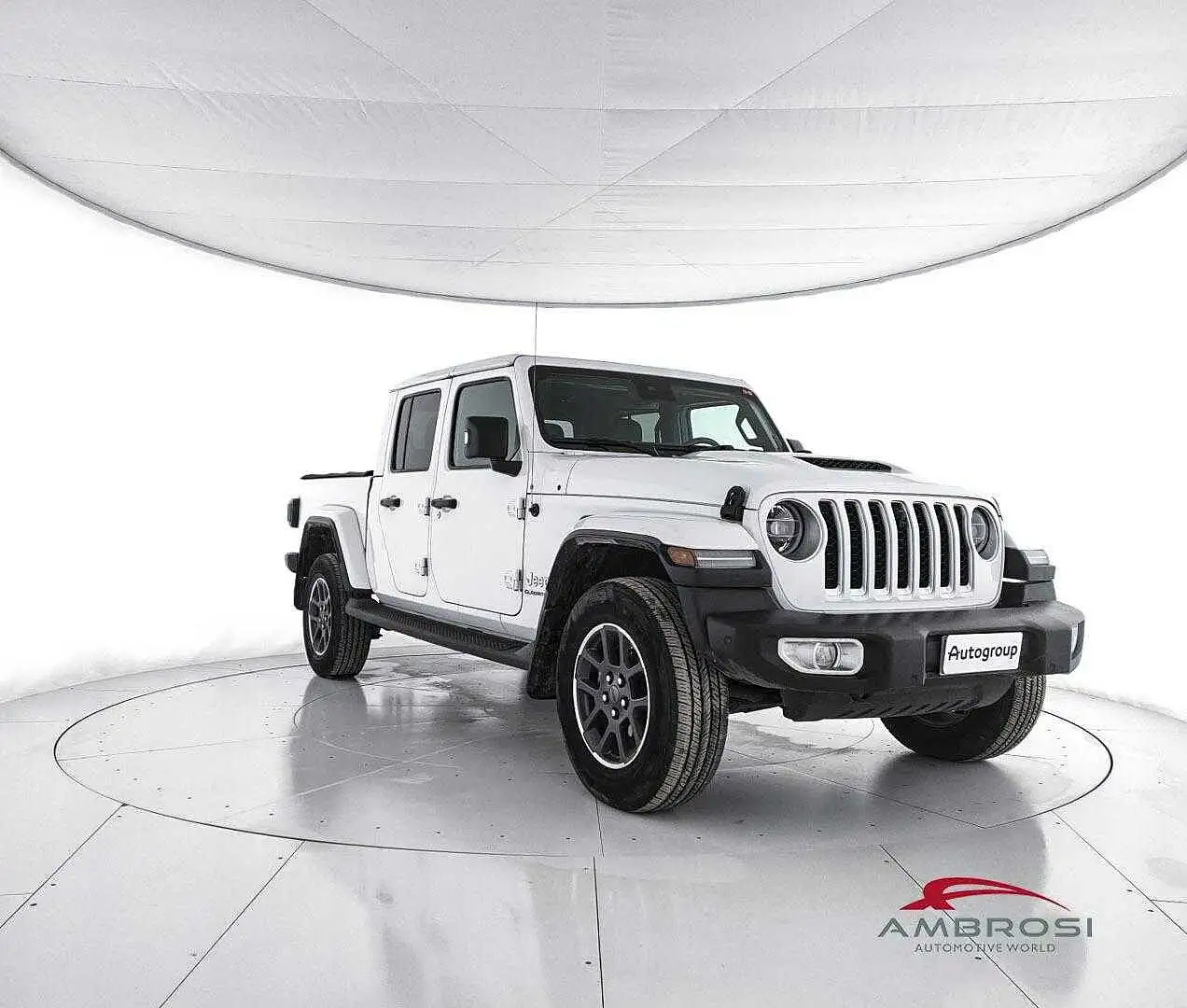Jeep Gladiator 3.0 Diesel V6 Overland Белый - 2