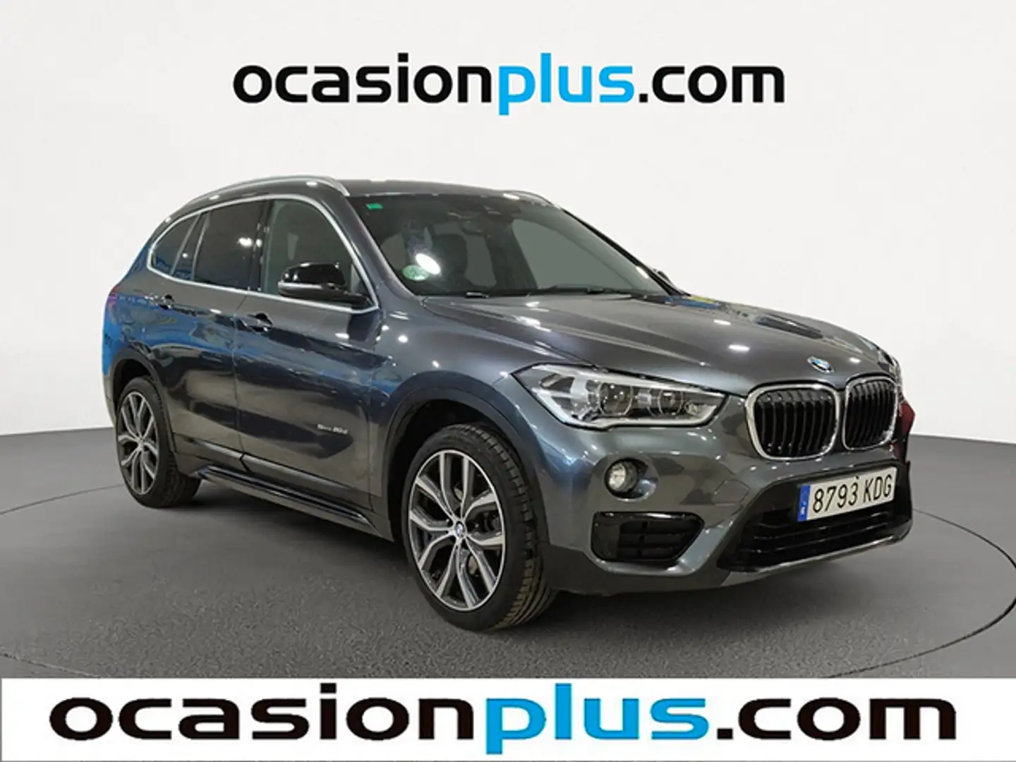 BMW X1 sDrive 20dA Gris - 2