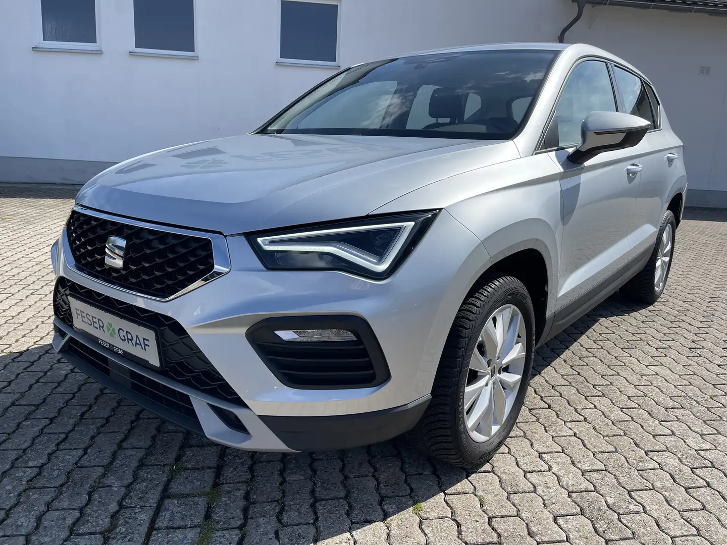 SEAT Ateca Style 1.5 TSI AHK LED NAVI SHZ+LHZ Silber - 2