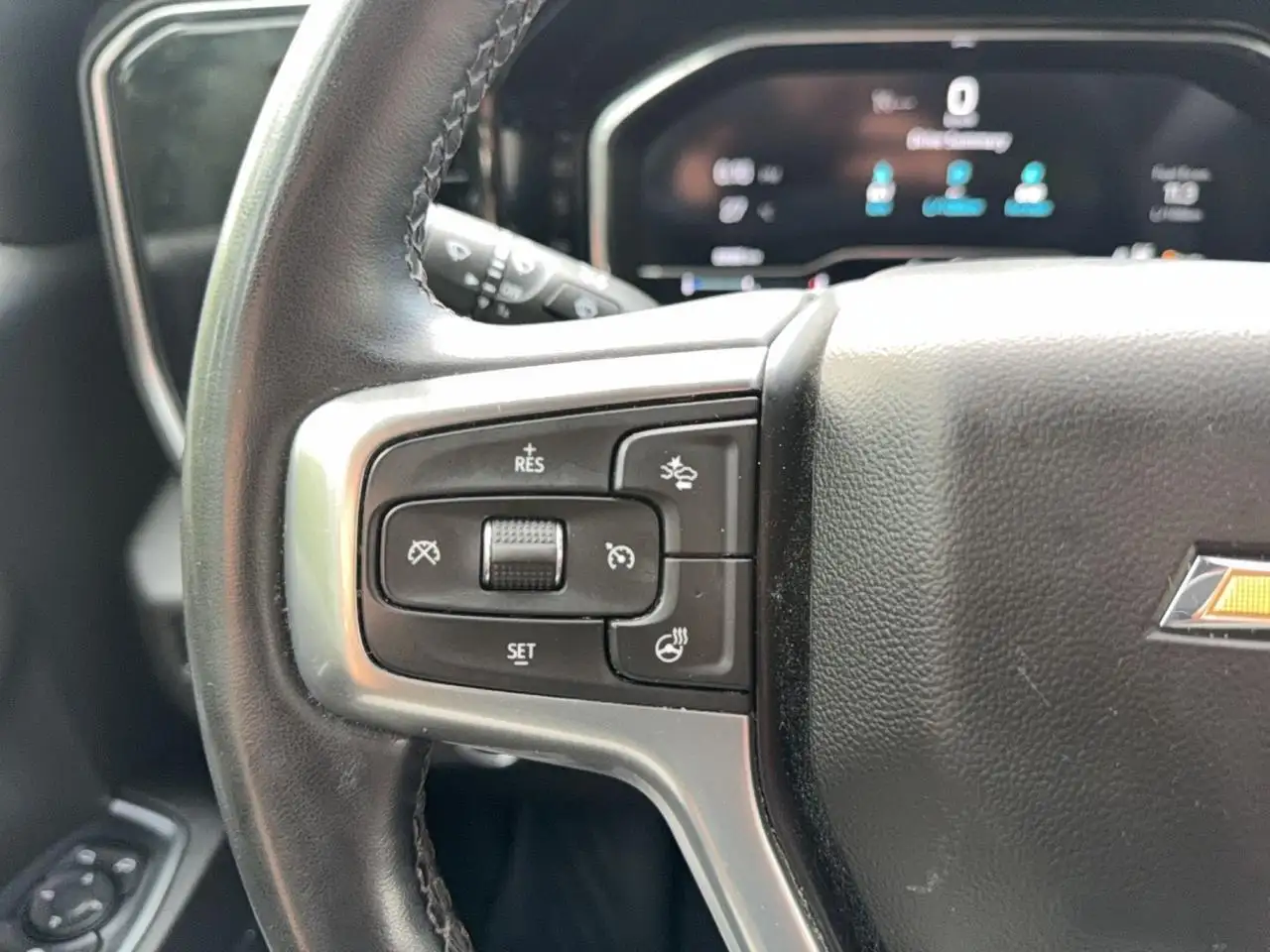 Chevrolet Silverado 1500 снимка Chevrolet Silverado 1500