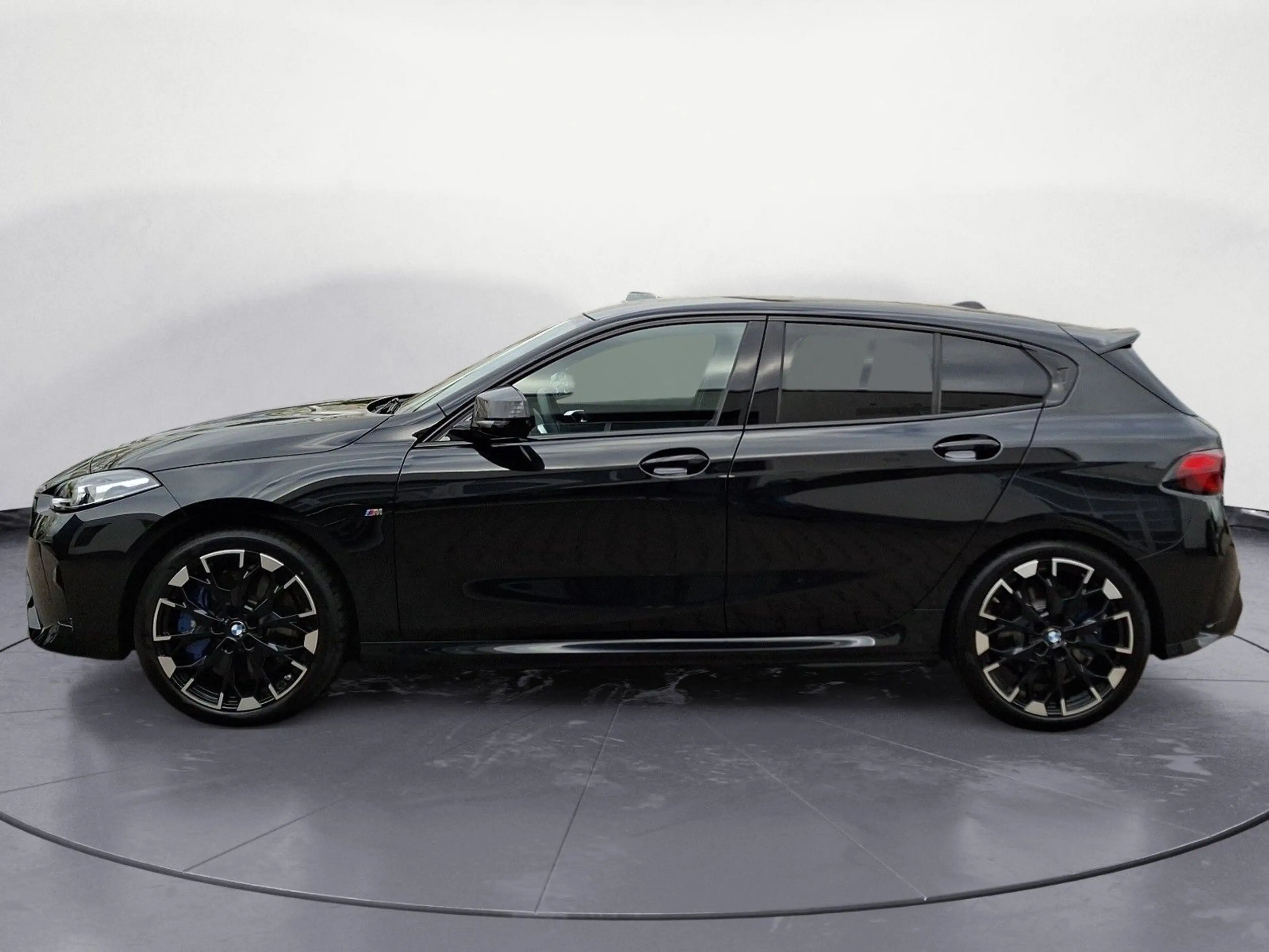 BMW 135 xDrive Adaptives Fahrwerk Komfortzugang — photo 4