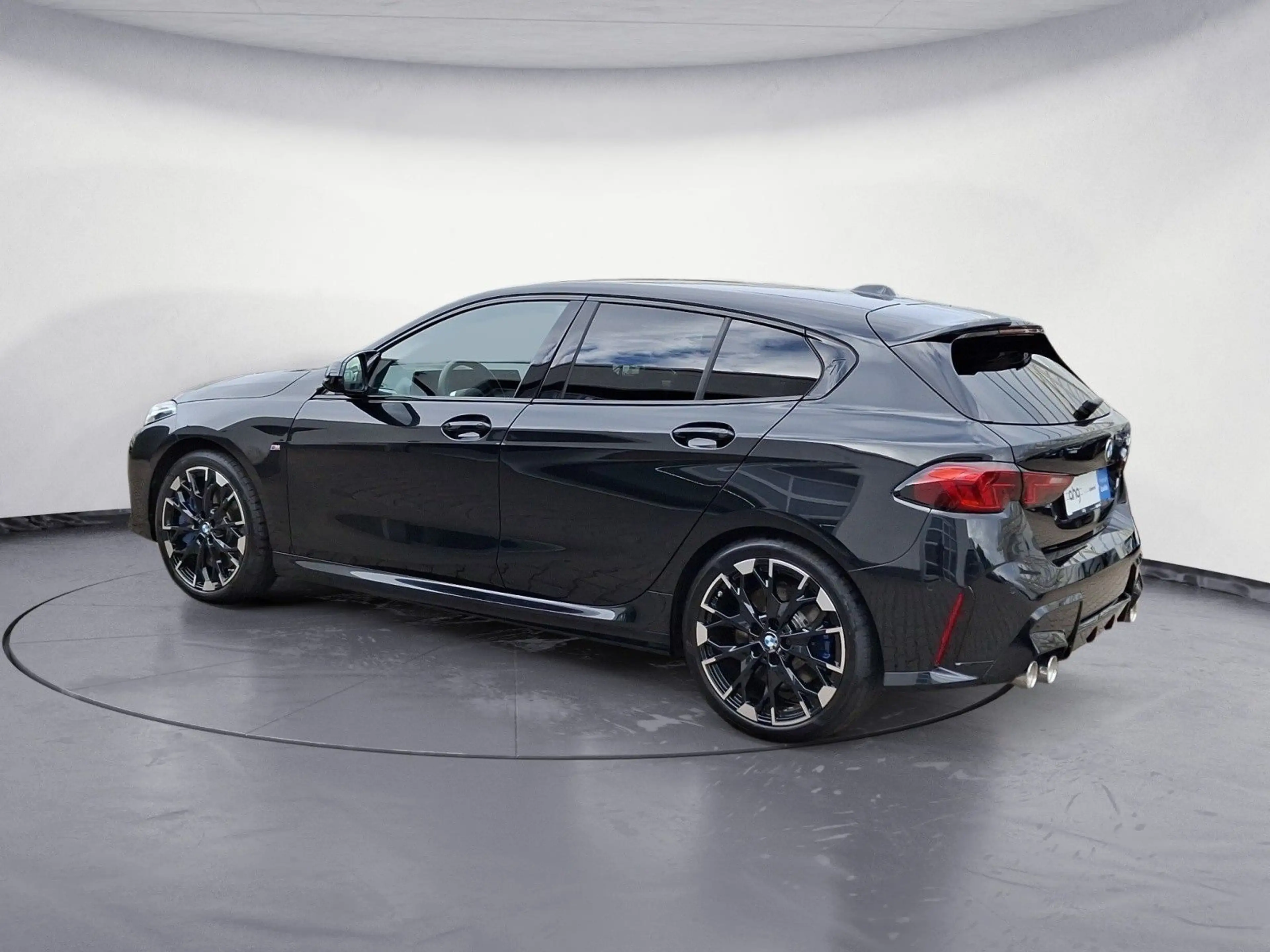 BMW 135 xDrive Adaptives Fahrwerk Komfortzugang — photo 5