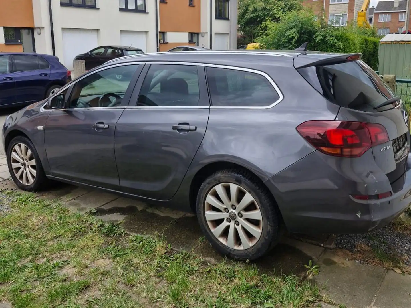 Opel Astra Astra Sports Tourer 1.7 CDTi ECOTEC Sport DPF Gris - 2