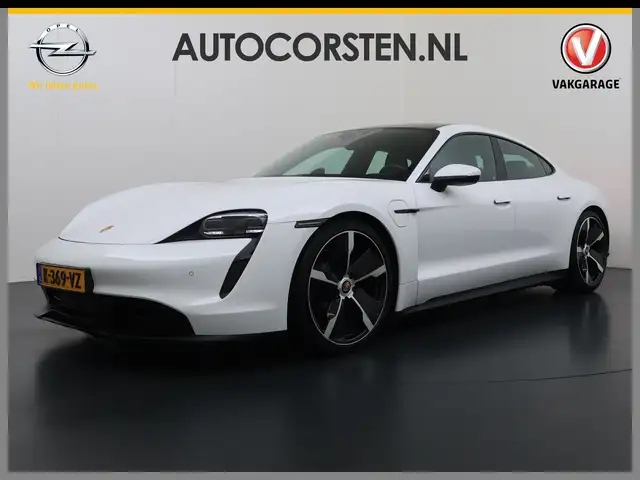 Porsche Taycan Panoramadak Sport chrono pakket Adaptieve luchtver