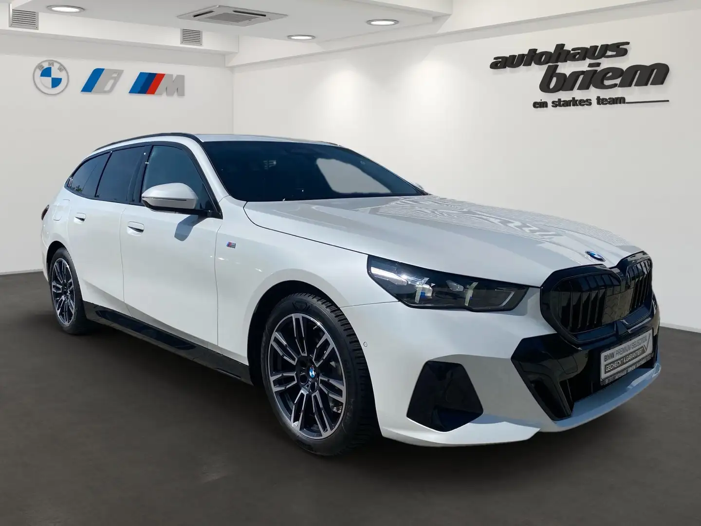 BMW 520 d Touring, M Sport Weiß - 2