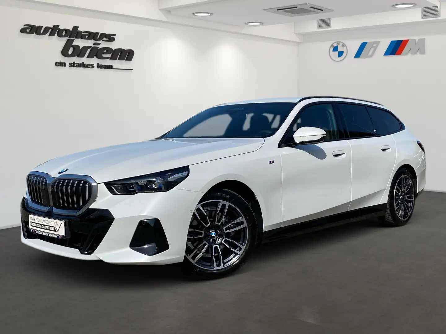 BMW 520 d Touring M Sportpaket HK HiFi DAB LED AHK Fehér - 1