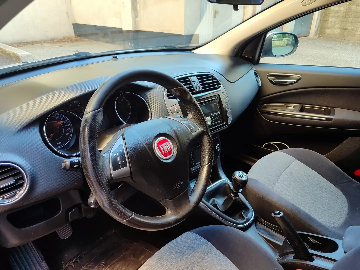Fiat Bravo Bravo 1.6 mjt Emotion 120cv Gris - 2
