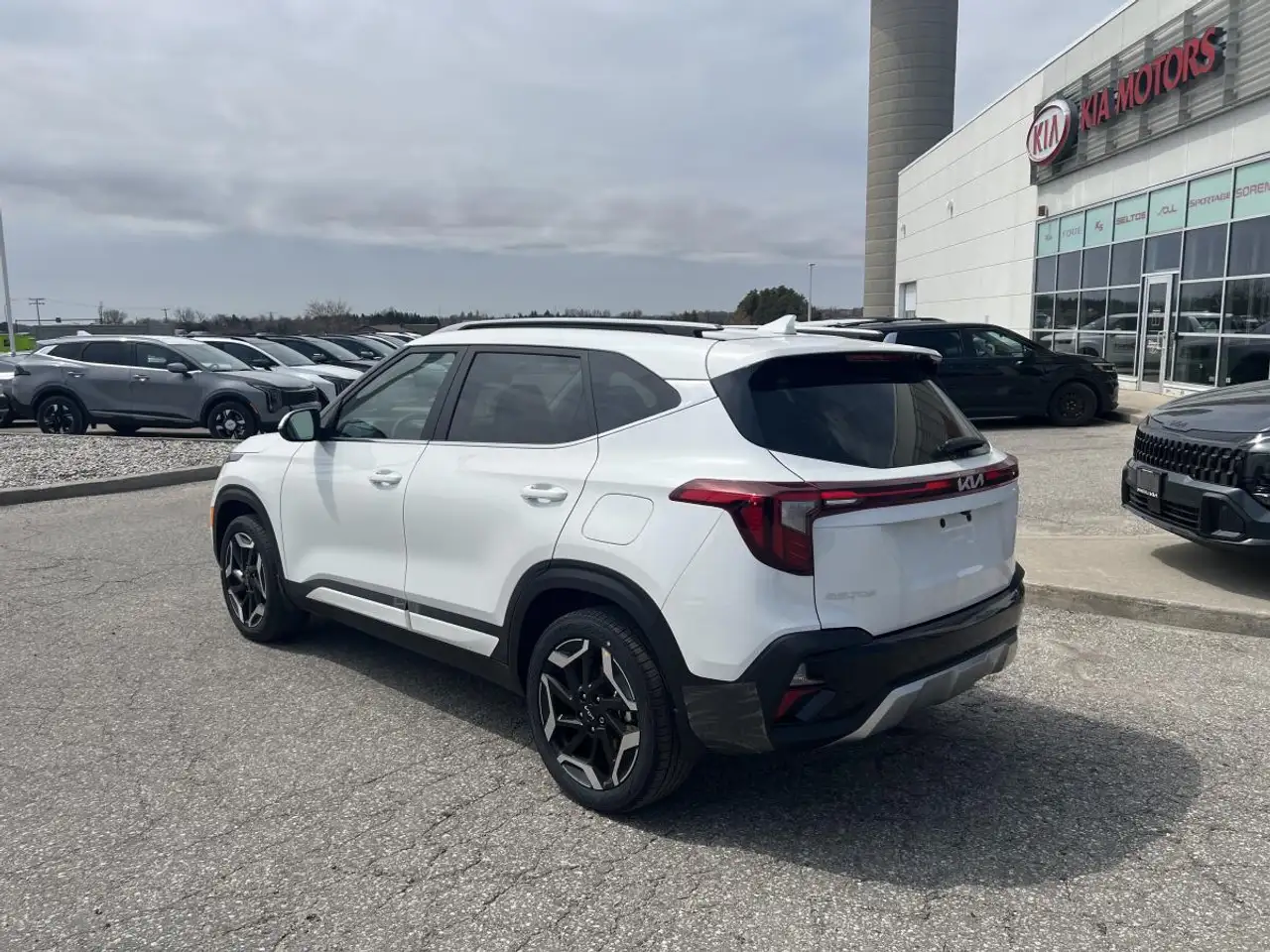 Kia Seltos снимка Kia Seltos