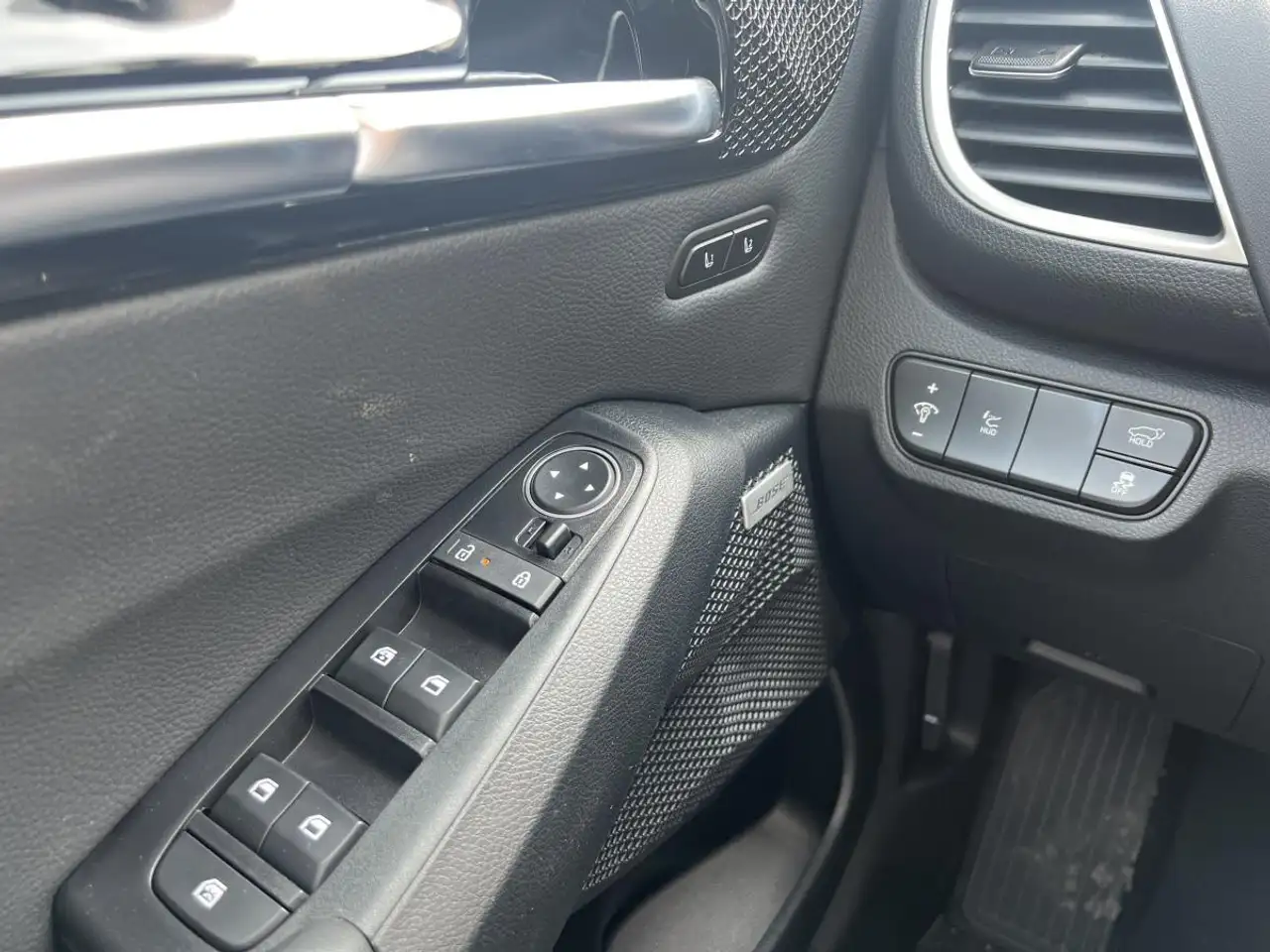 Kia Seltos снимка Kia Seltos