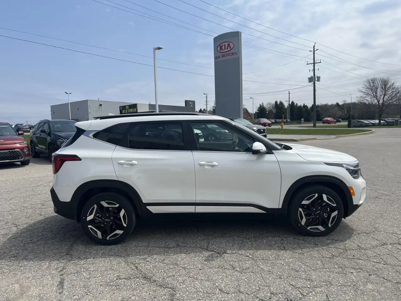 Kia Seltos снимка Kia Seltos