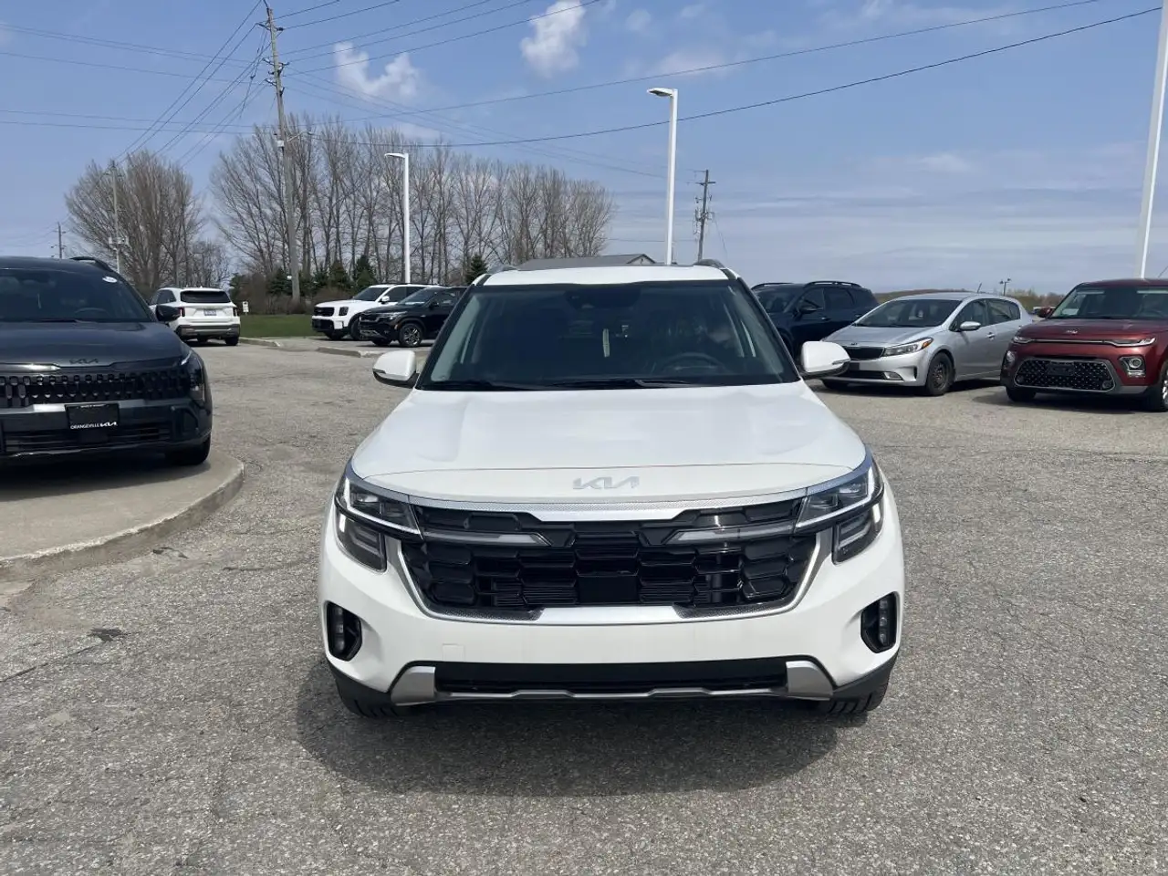 Kia Seltos снимка Kia Seltos