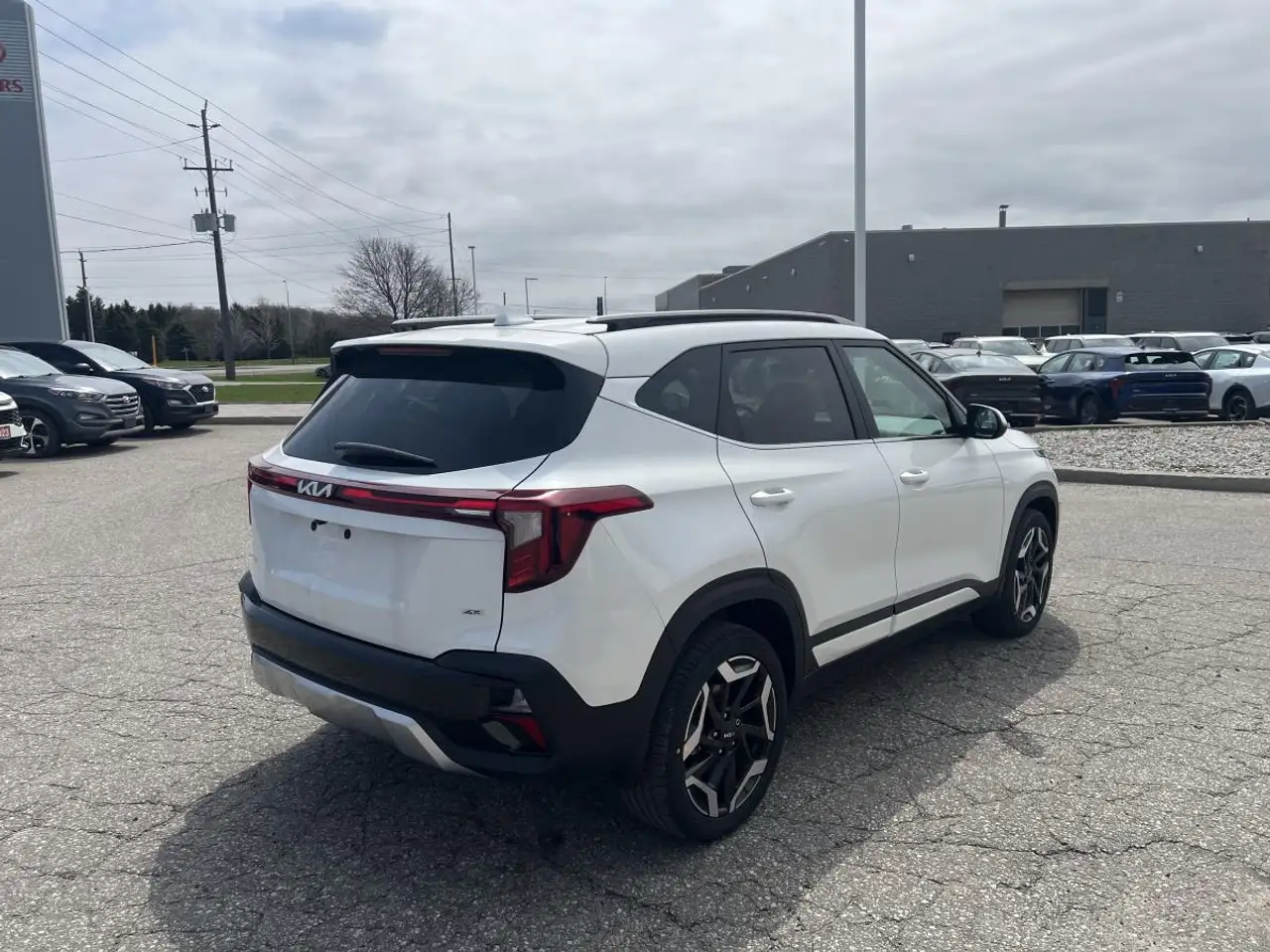 Kia Seltos снимка Kia Seltos