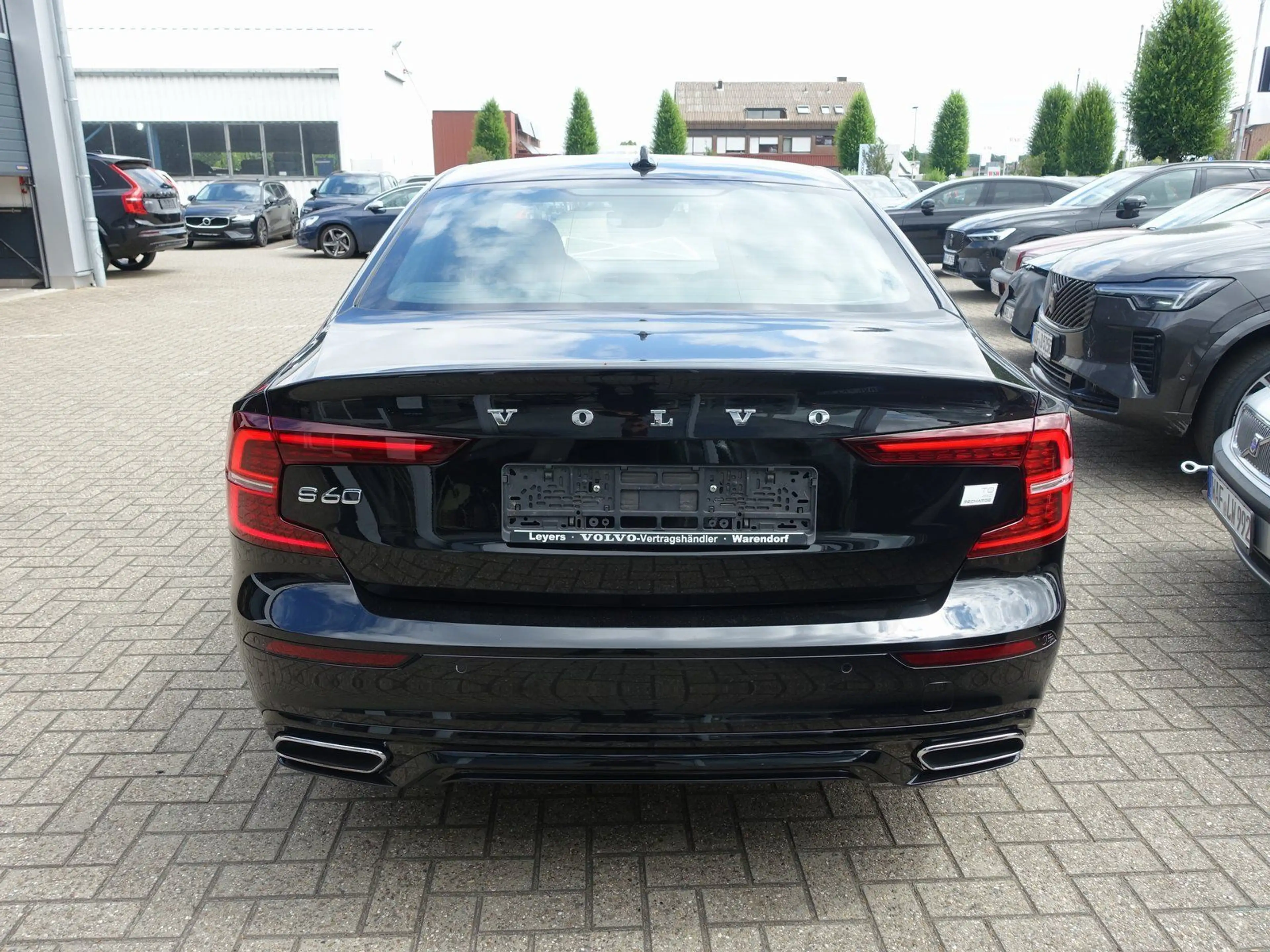 Volvo S60 Recharge R-Design T8 AWD AHK/KAMERA/PILOT — photo 6