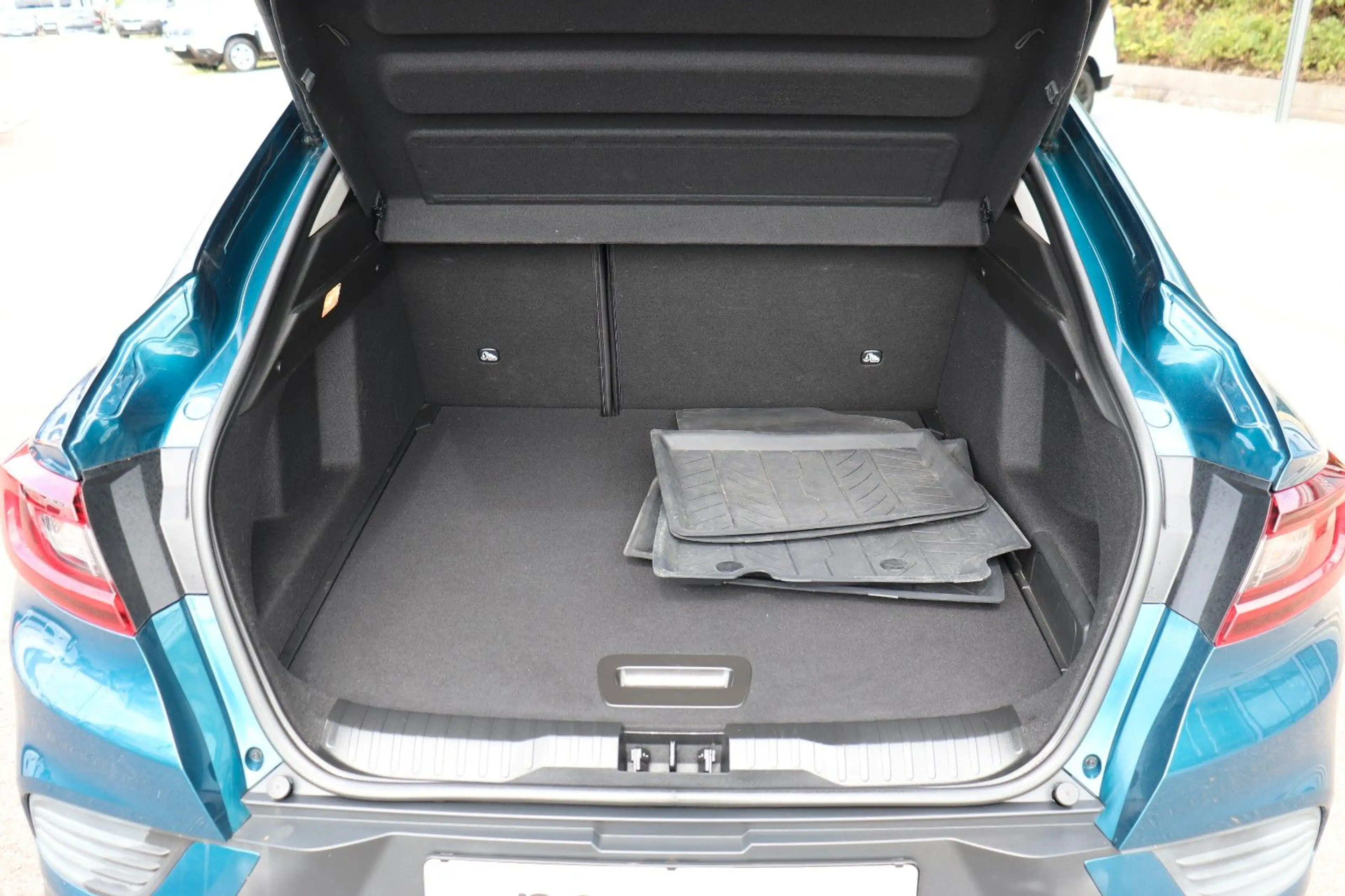 Renault Arkana Intens, AHK, Winterpaket, Navi. — photo 12