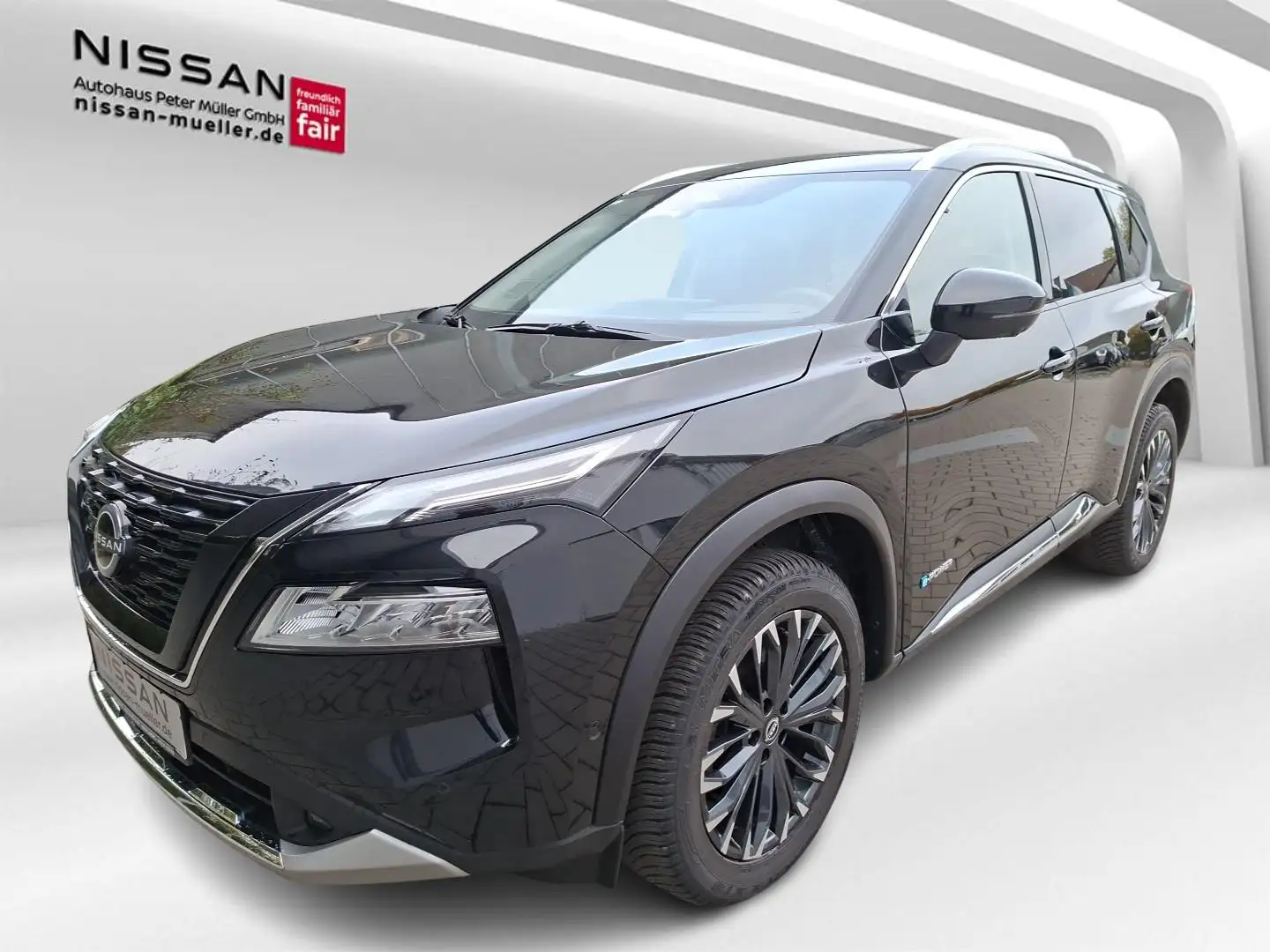 Nissan X-Trail 4x4 Tekna+ 5 Sitze HUD Android Auto Schwarz - 1