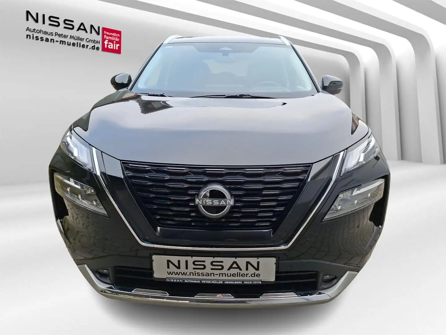 Nissan X-Trail 4x4 Tekna+ 5 Sitze HUD Android Auto Schwarz - 2
