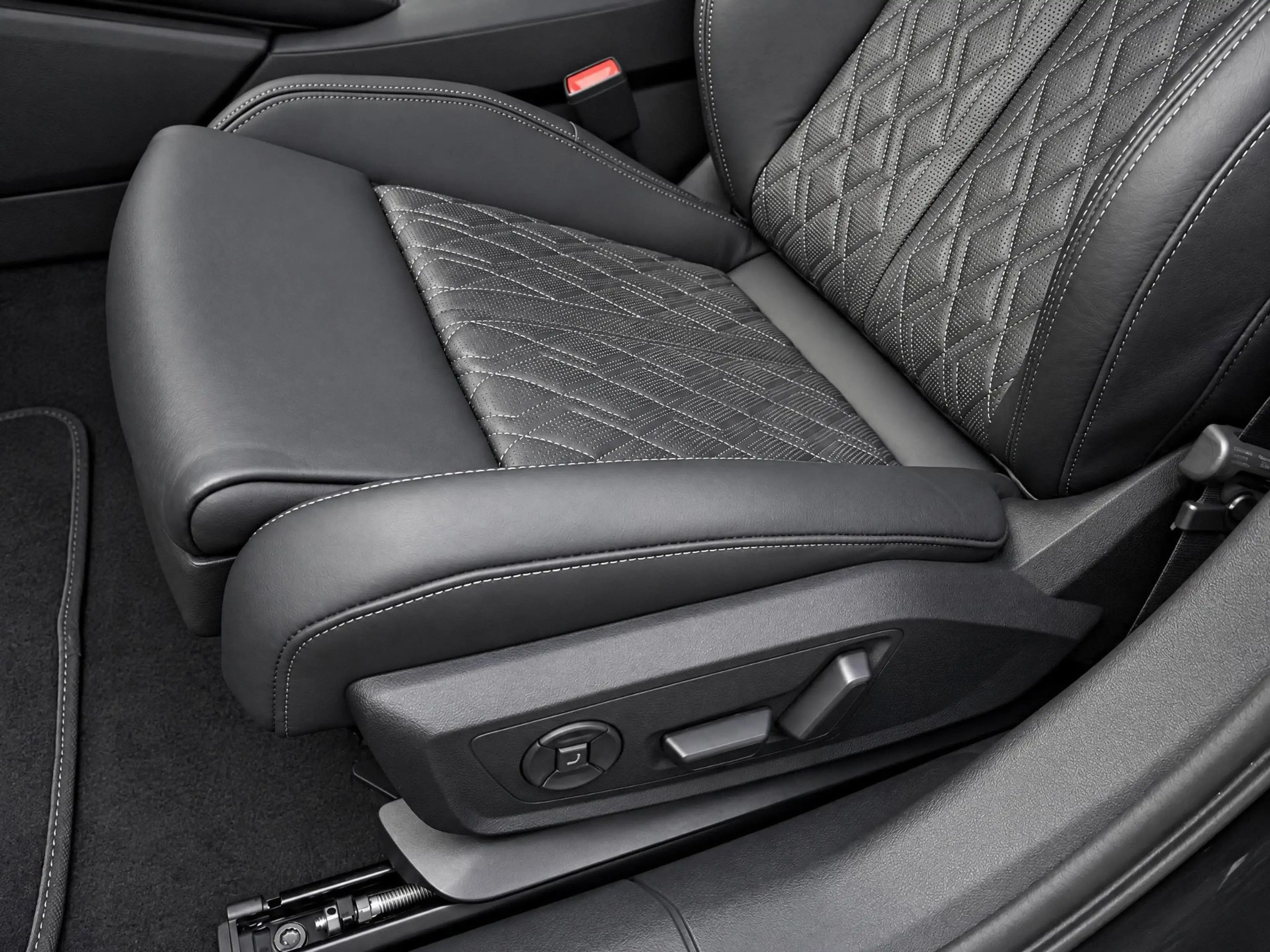 Audi S5 Avant 3.0 TFSI 367pk quattro 50 year edition · 360 — photo 11