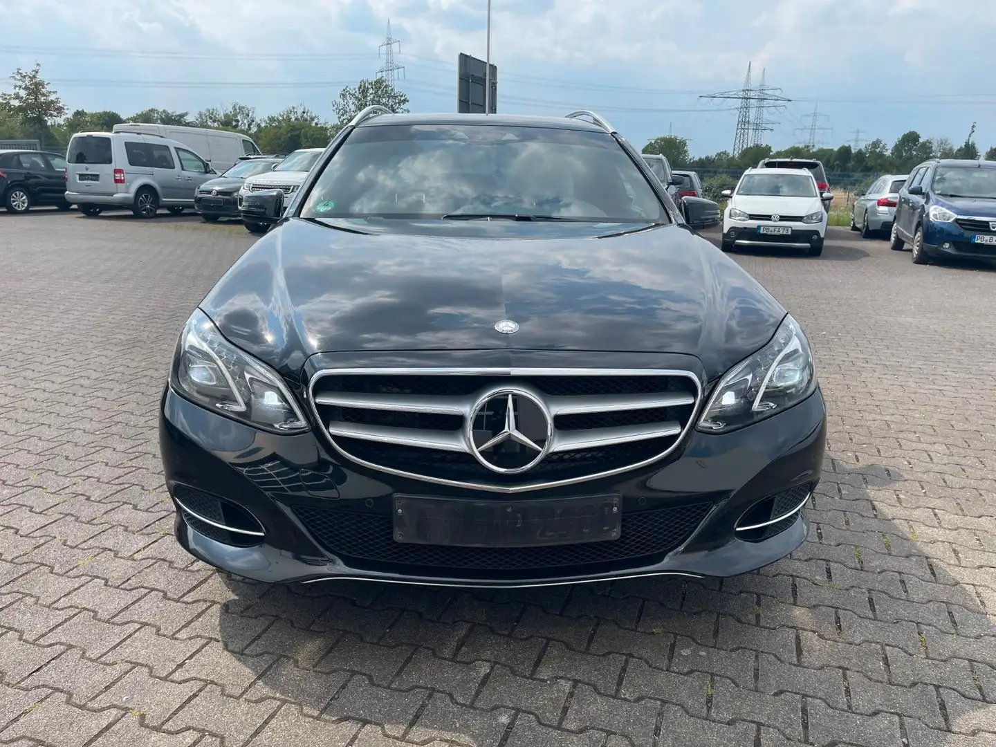 Mercedes-Benz E 200 *LED*ACC*Leder*Totwinkel*Spurhalte*Standhe Schwarz - 2
