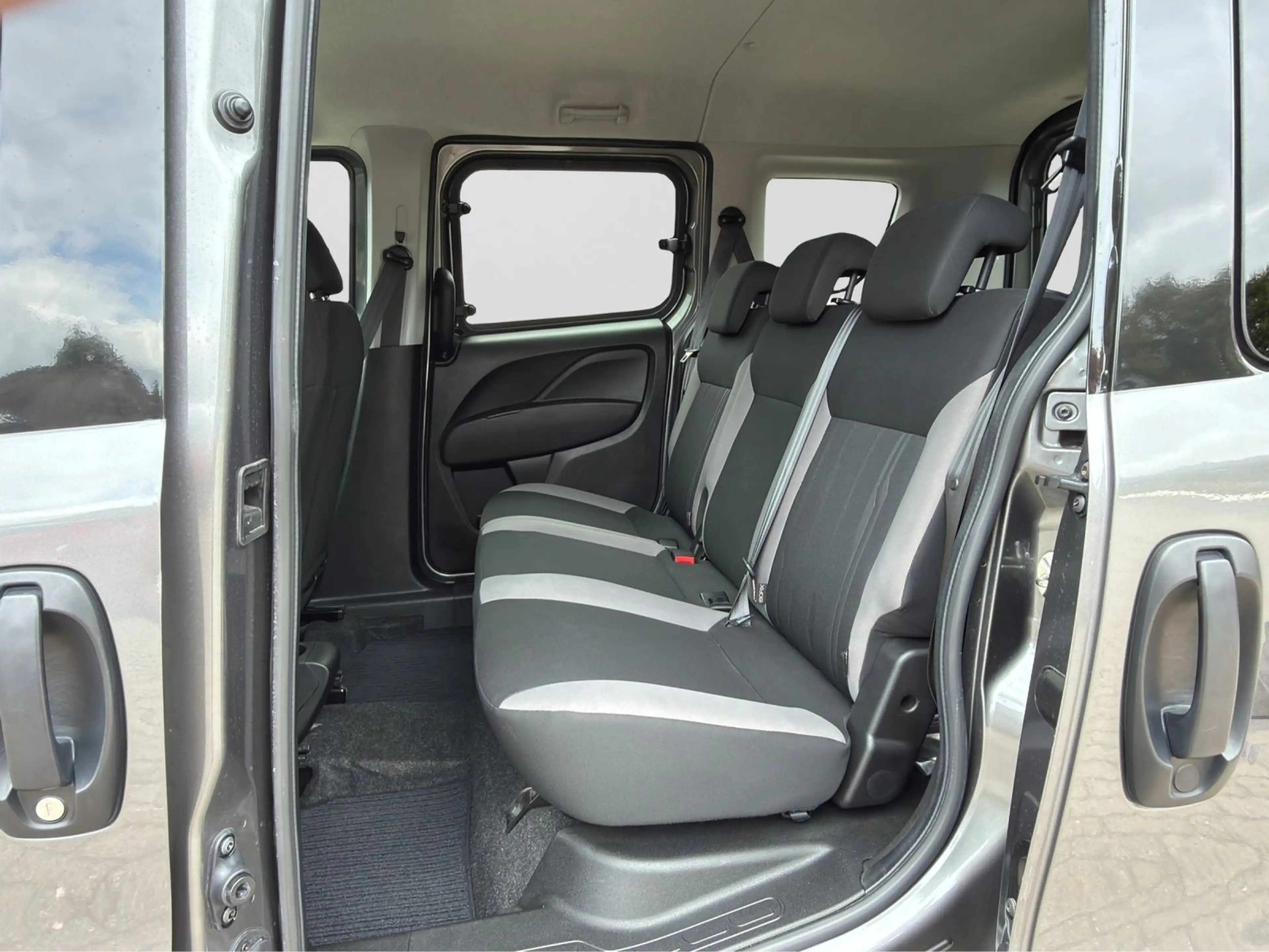 Fiat Doblo Doblò 1.6 JTDM SX Kombi NAVI|TEMPOM.|AHK — photo 11