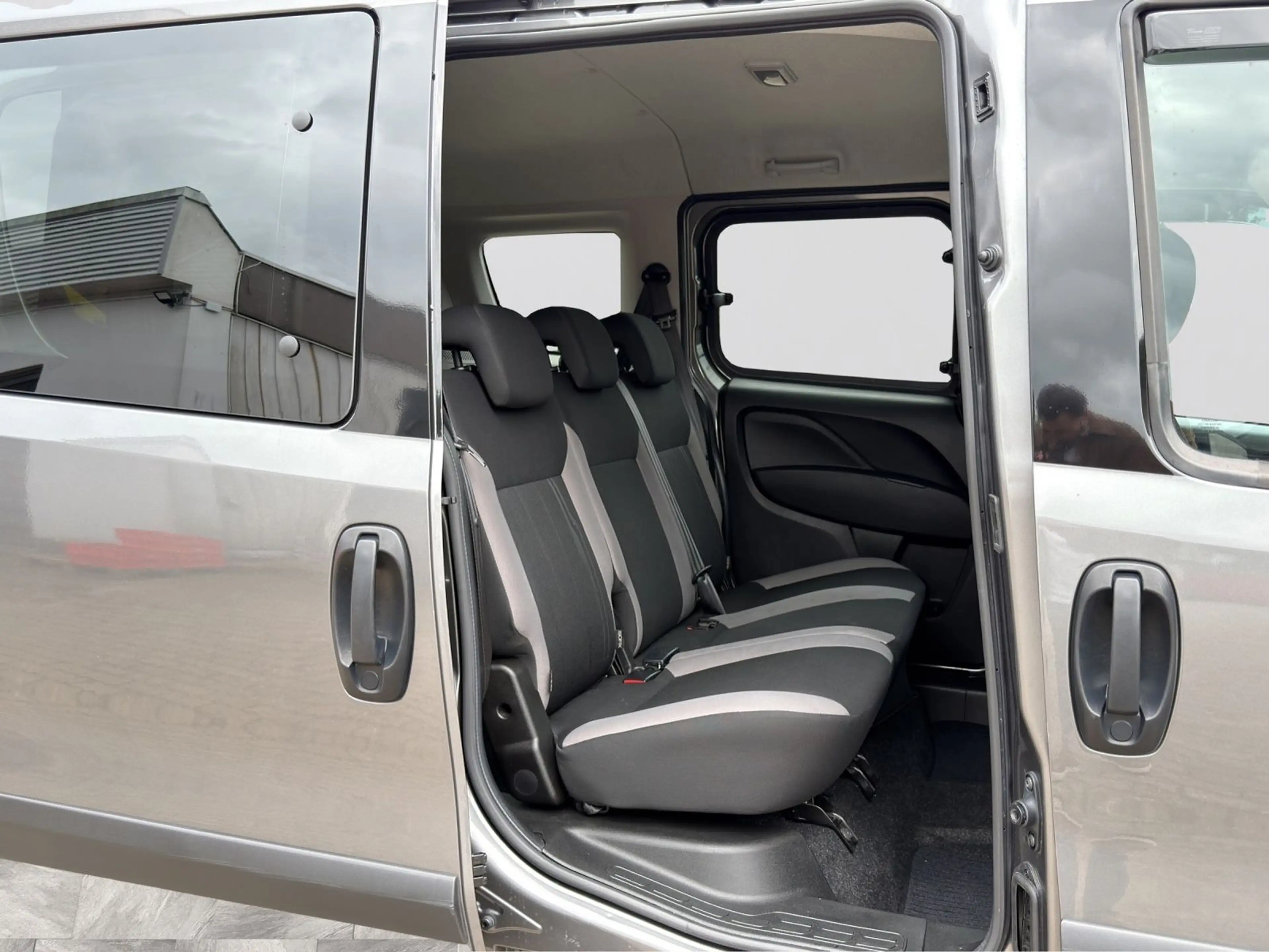 Fiat Doblo Doblò 1.6 JTDM SX Kombi NAVI|TEMPOM.|AHK — photo 10