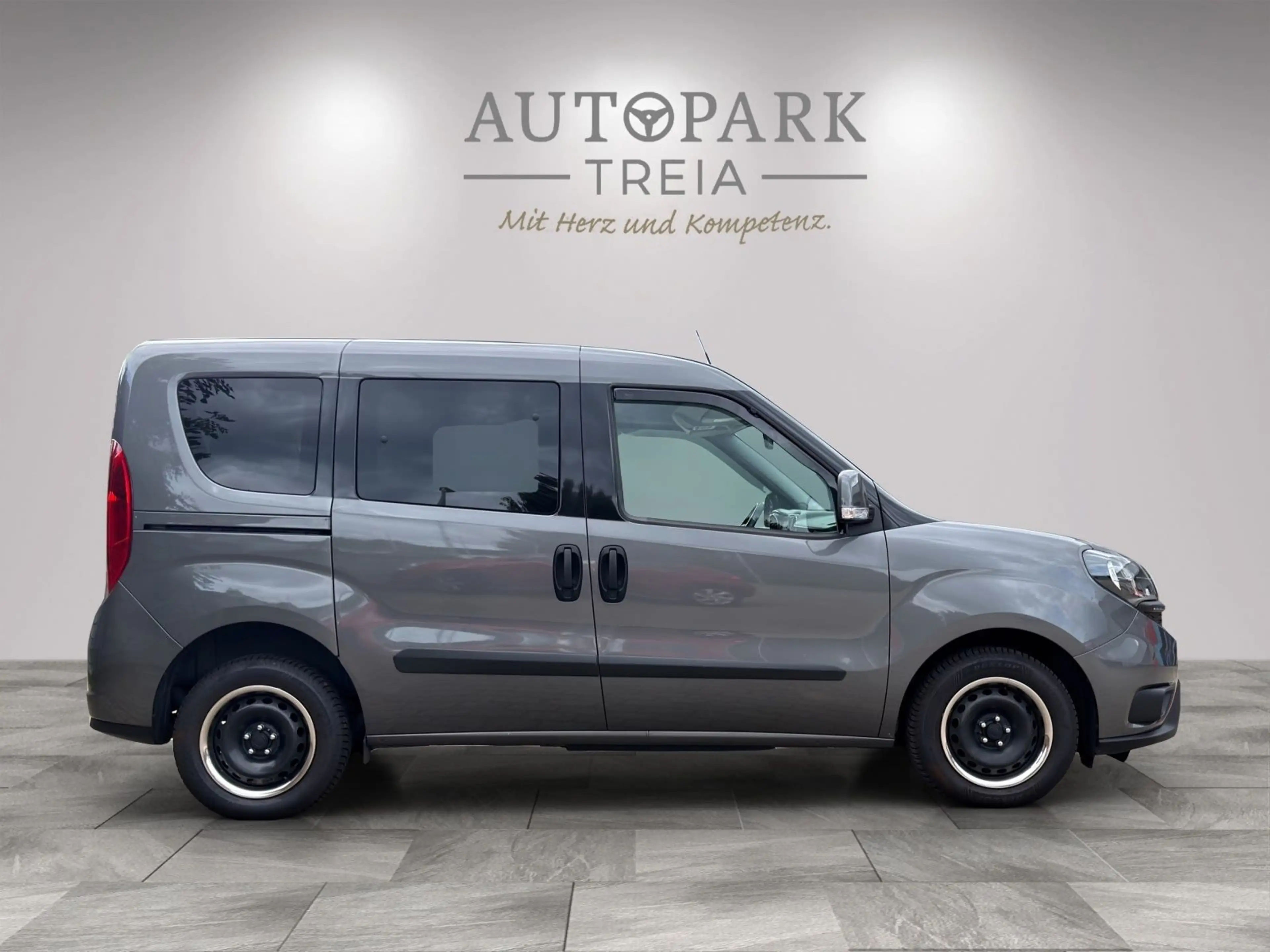 Fiat Doblo Doblò 1.6 JTDM SX Kombi NAVI|TEMPOM.|AHK — photo 12