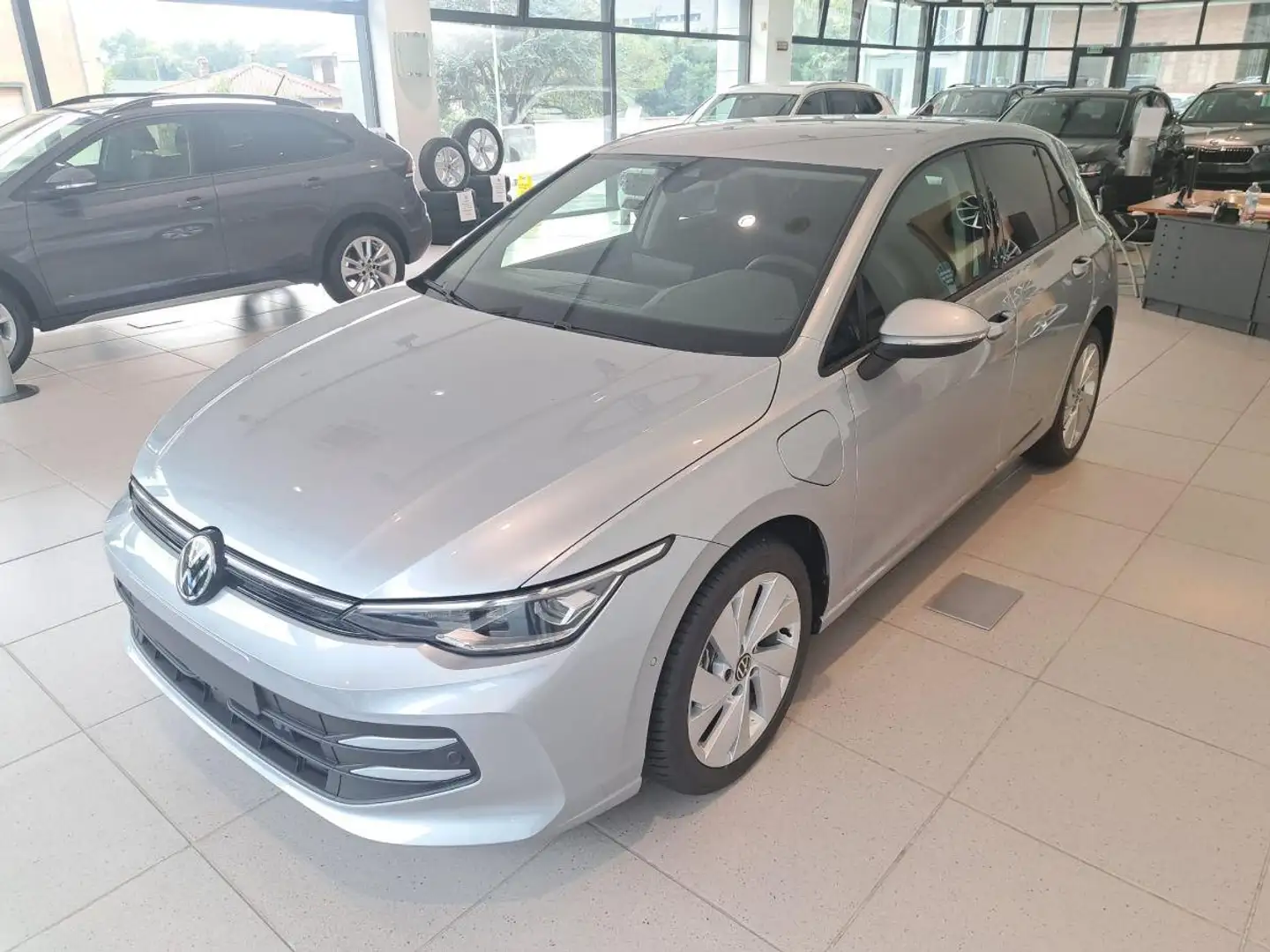Volkswagen Golf 1.5 TSI eHybrid 204 CV DSG Edition Plus Argent - 2