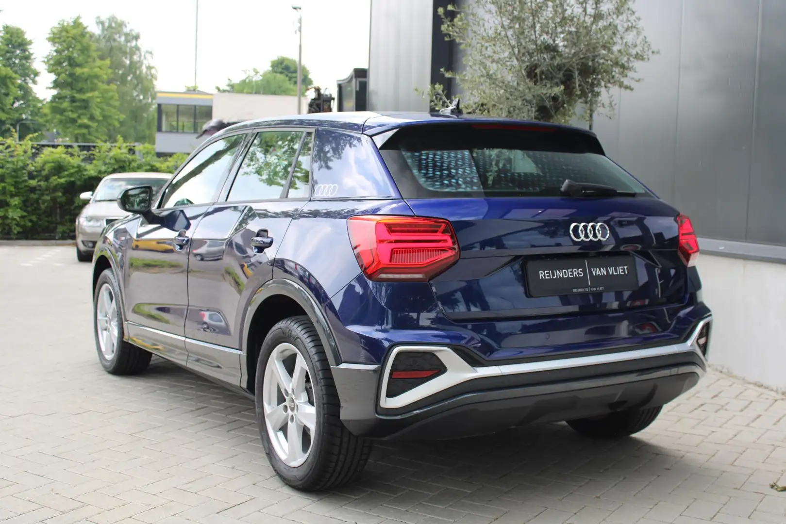 Audi Q2 35 TFSI S Edition | Unieke KM Stand! | Virtual Coc Bleu - 2