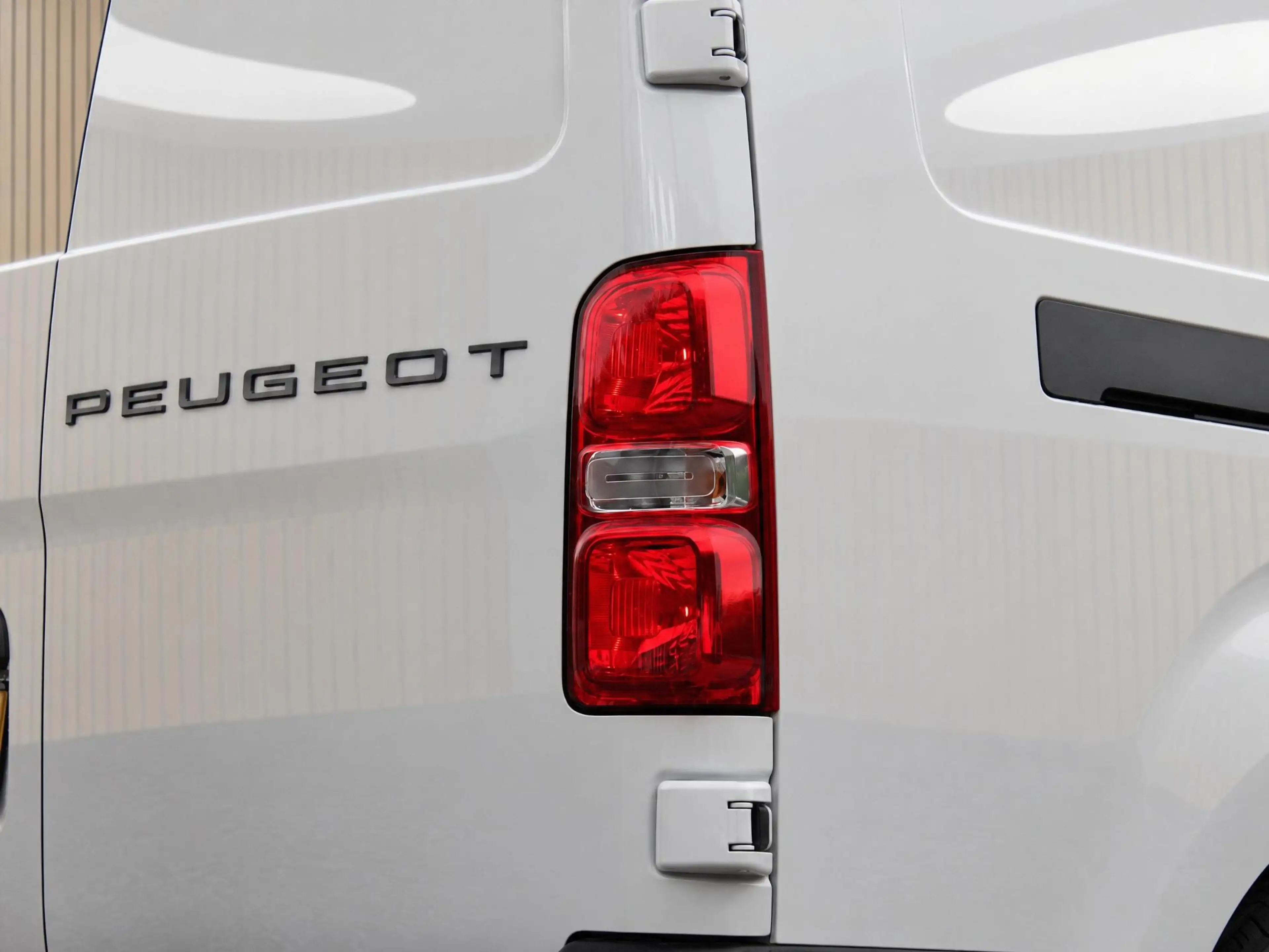 Peugeot e-Expert EV L2 75 kWh | Camera/Navi — photo 9