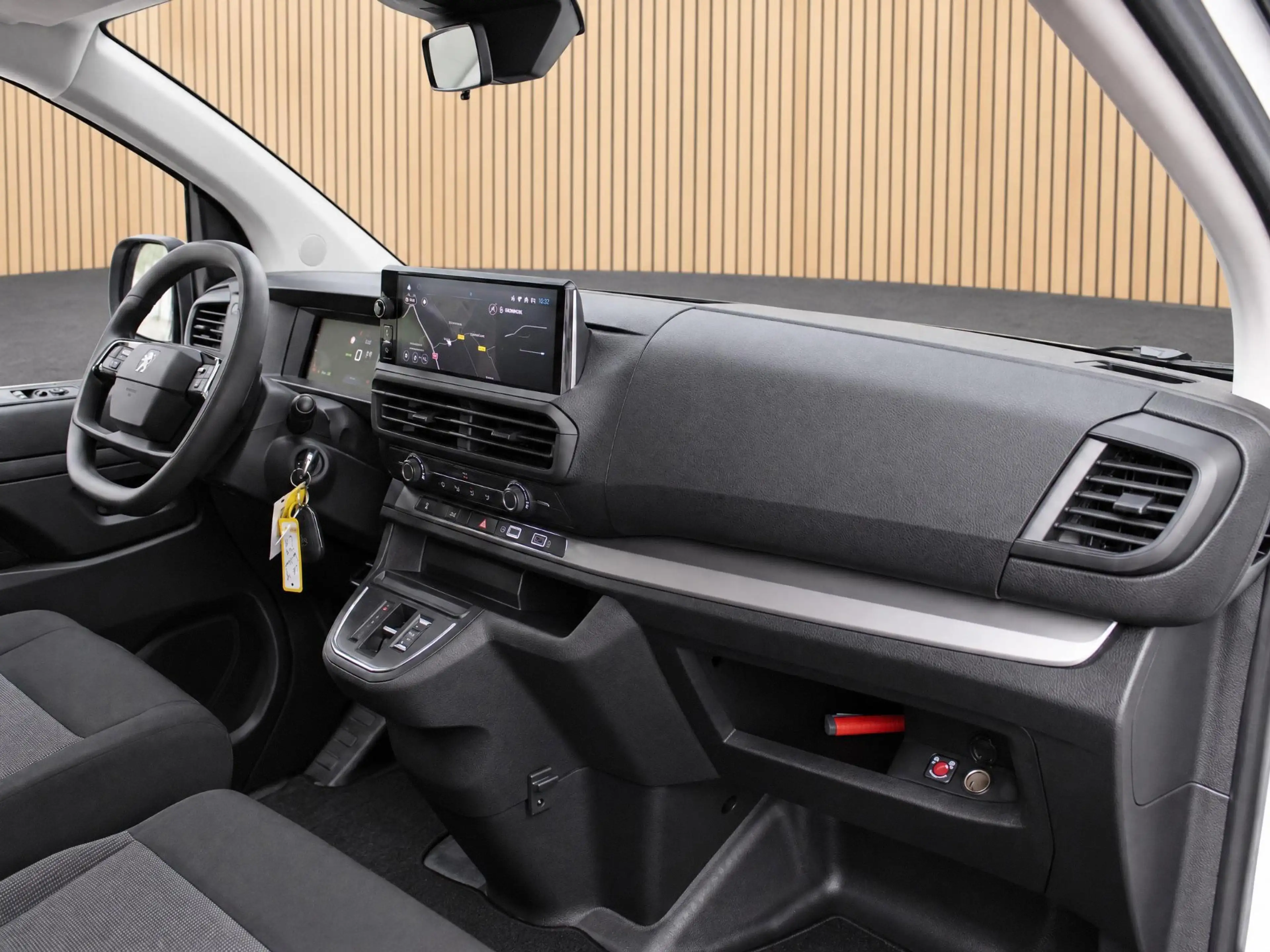 Peugeot e-Expert EV L2 75 kWh | Camera/Navi — photo 3