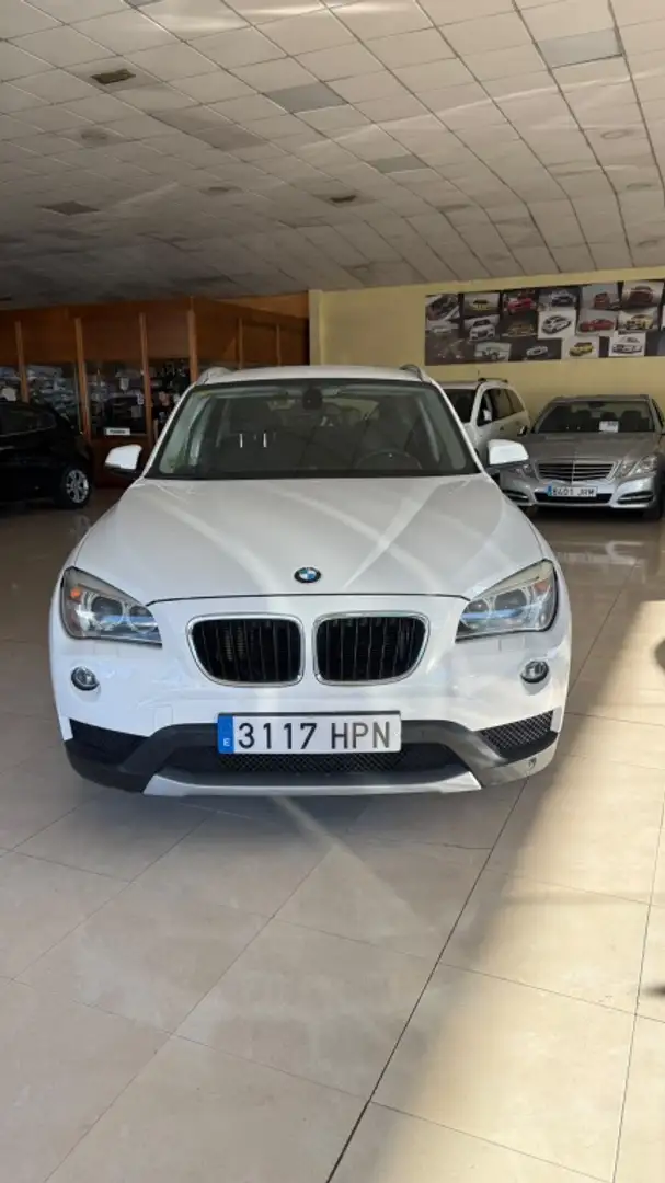BMW X1 sDrive 18dA Blanco - 2