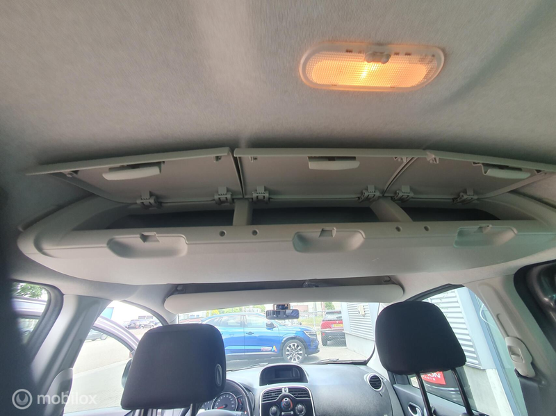 Renault Kangoo Family 1.2 TCe — photo 25