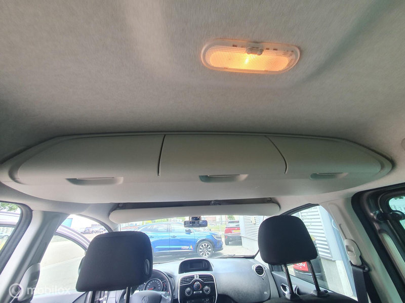 Renault Kangoo Family 1.2 TCe — photo 24