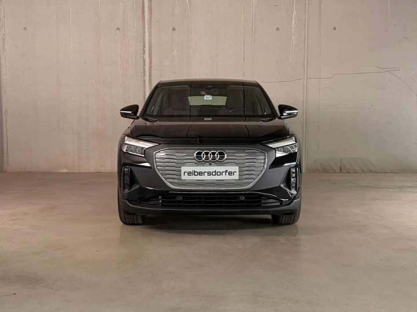 Audi Q4 e-tron Sportback 40 e-tron basis Schwarz - 2